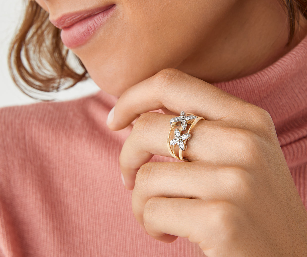 Floral pavé diamond ring