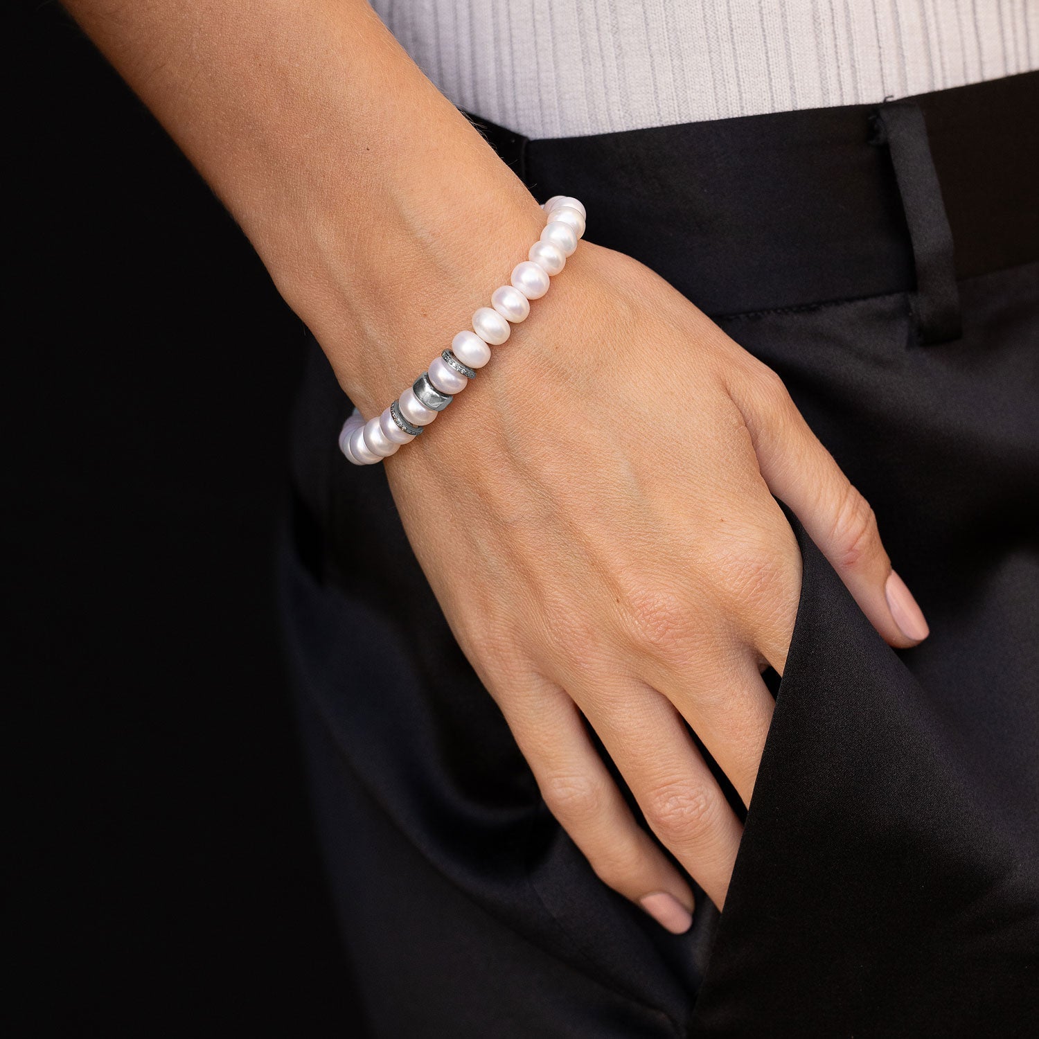 Pearl Bracelet with Diamond and Silver Rondelles - 8mm B0004035