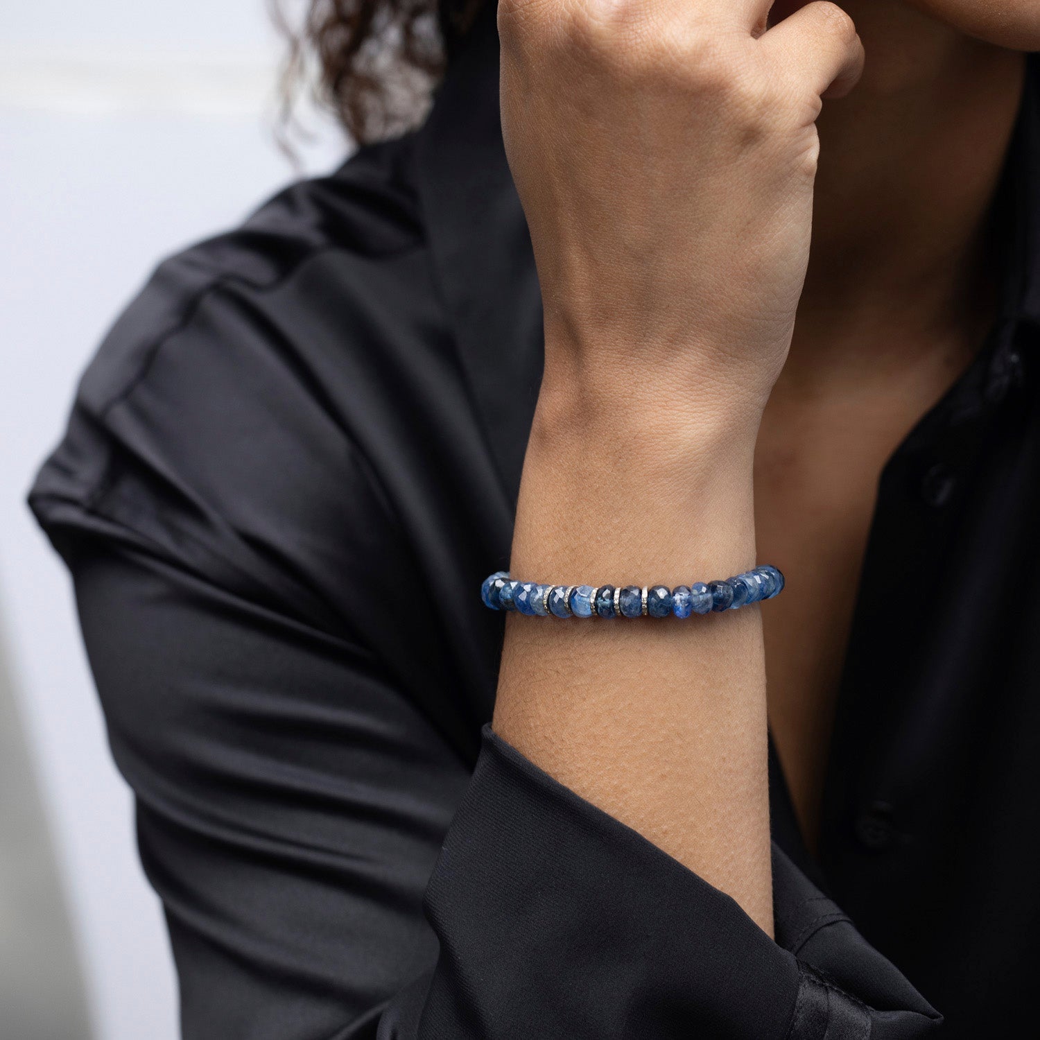 Kyanite Bracelet with 5 Diamond Rondelles - 7mm B0004186
