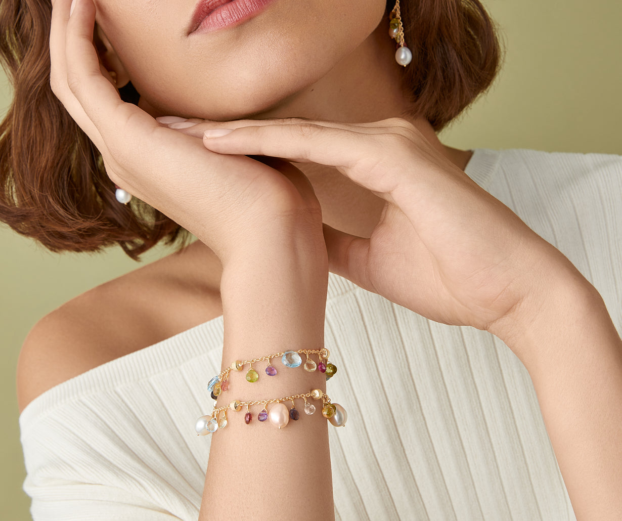 Pearls and multicoloured gemstone single-strand 18kt yellow gold bracelet