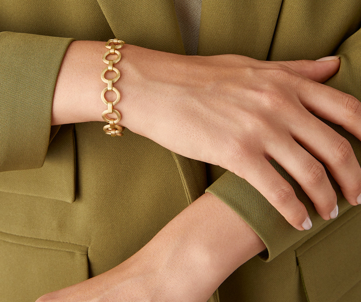 18kt yellow gold flat link bracelet