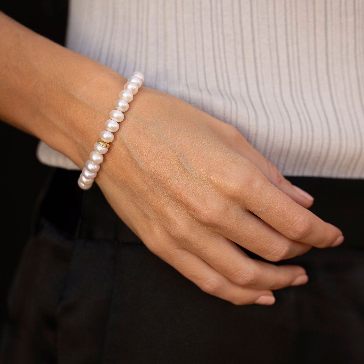 14k Gold White Pearl Bracelet with Diamond Rondelle - 8mm BG001049