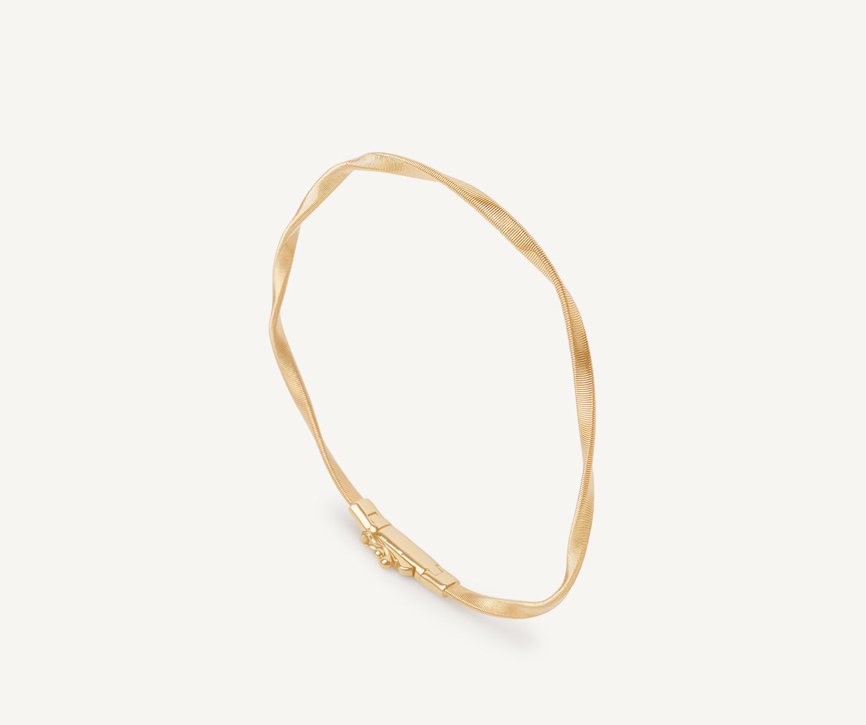 Yellow gold bangle bracelet