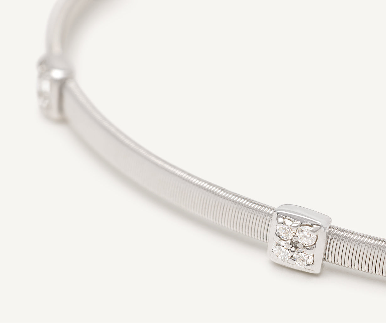 Triple diamond pavé slim bangle