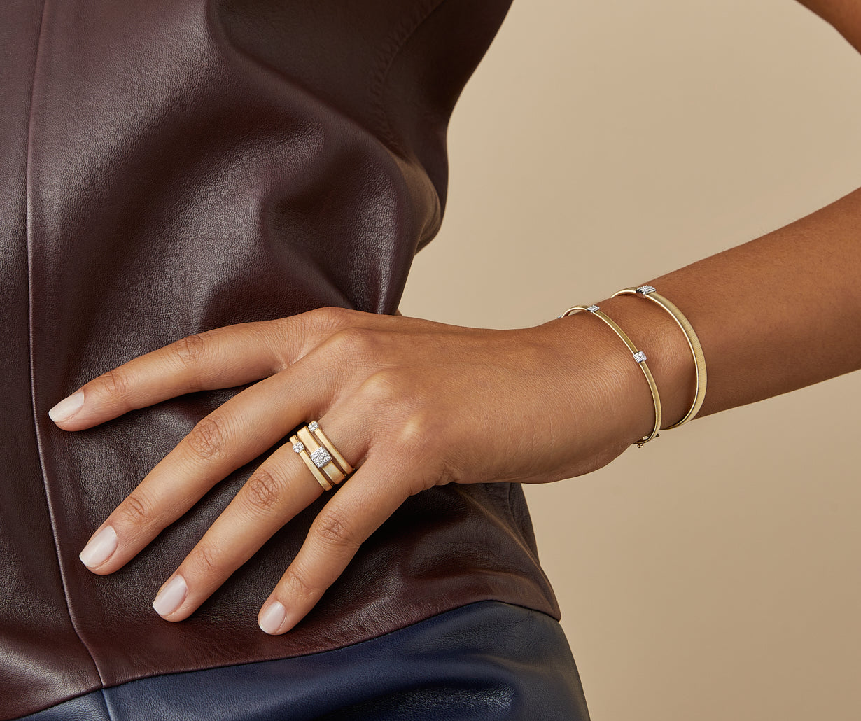 Three-band diamond pavé ring