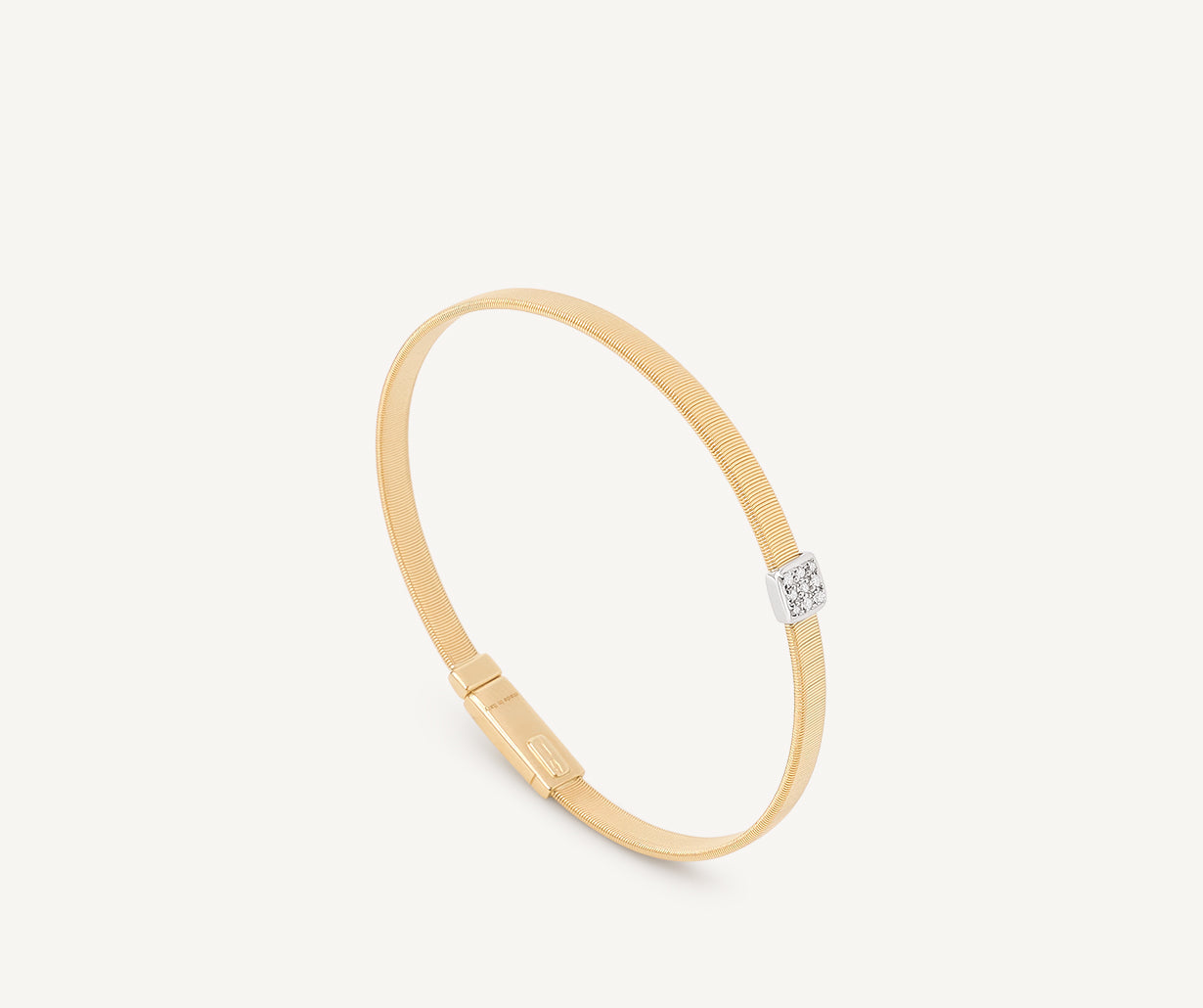 Diamond pav�� bangle bracelet