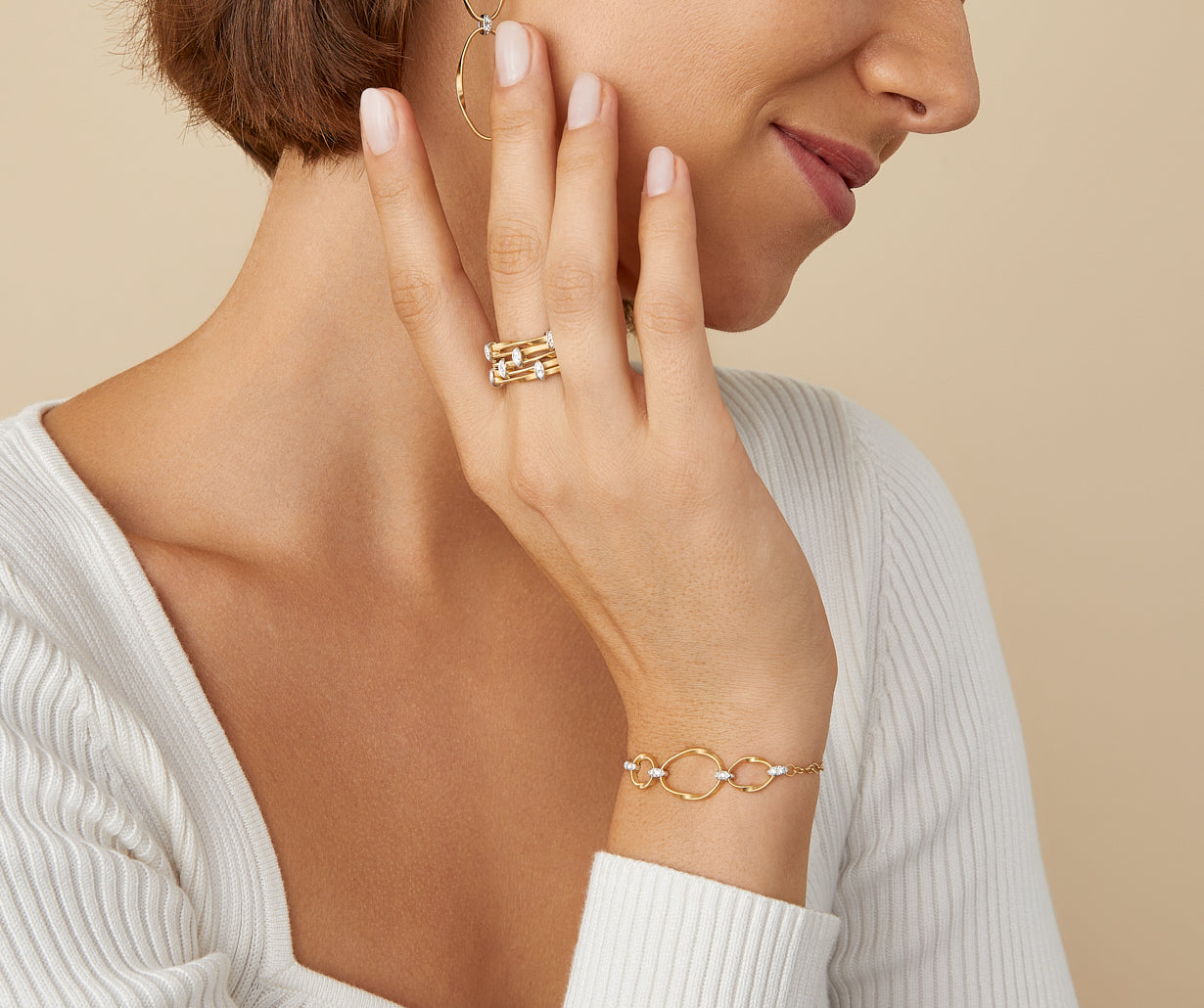 Five-band diamond pavé ring