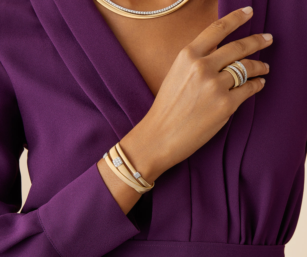 18kt yellow gold three-strand bracelet with diamond pav��