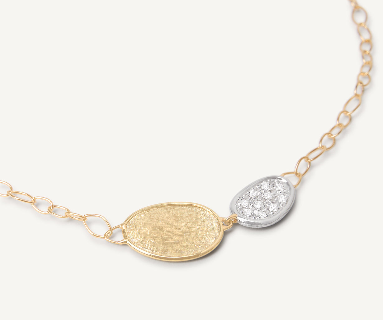Pendant chain necklace with diamonds, mini