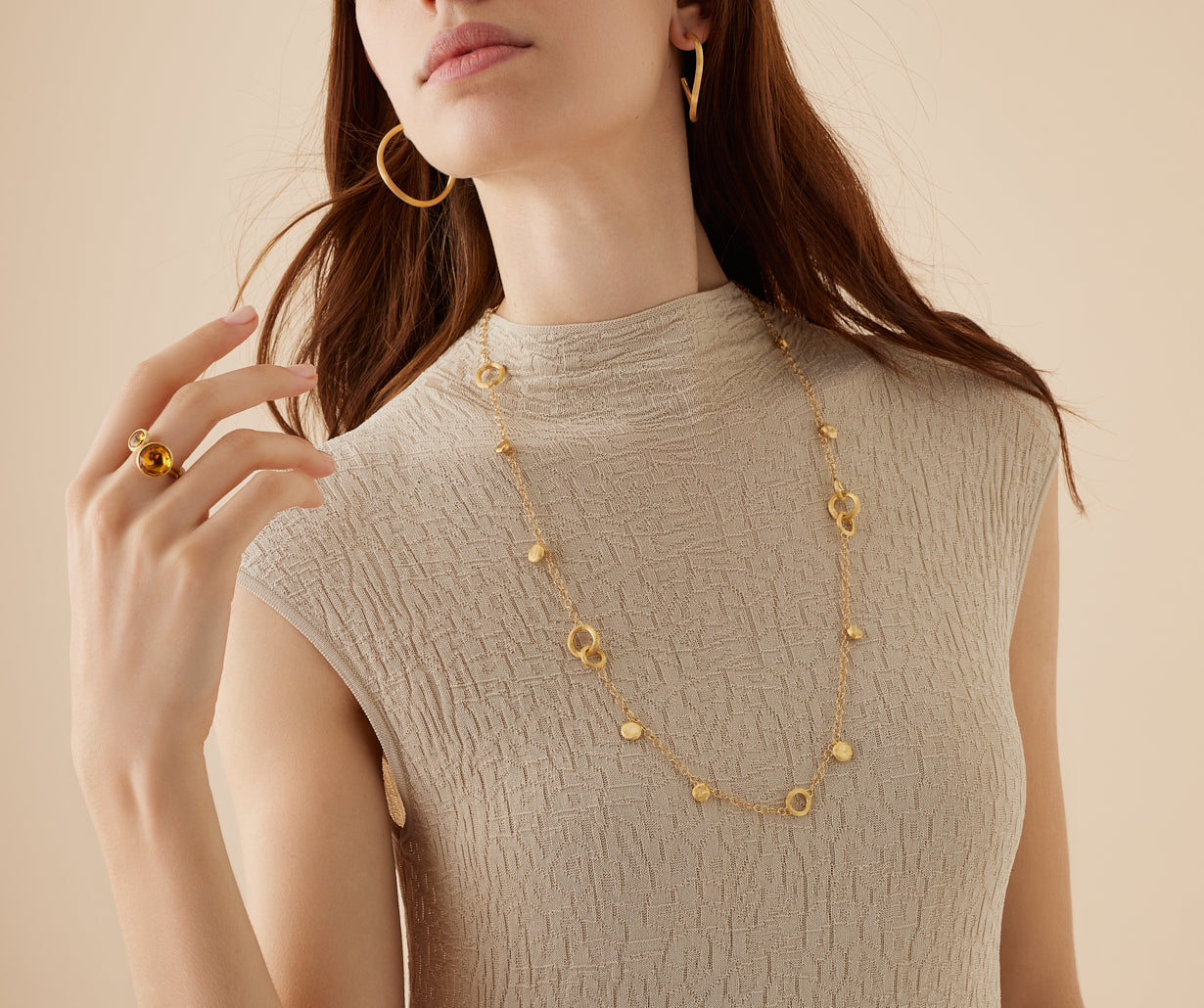 18kt yellow gold long necklace with charms
