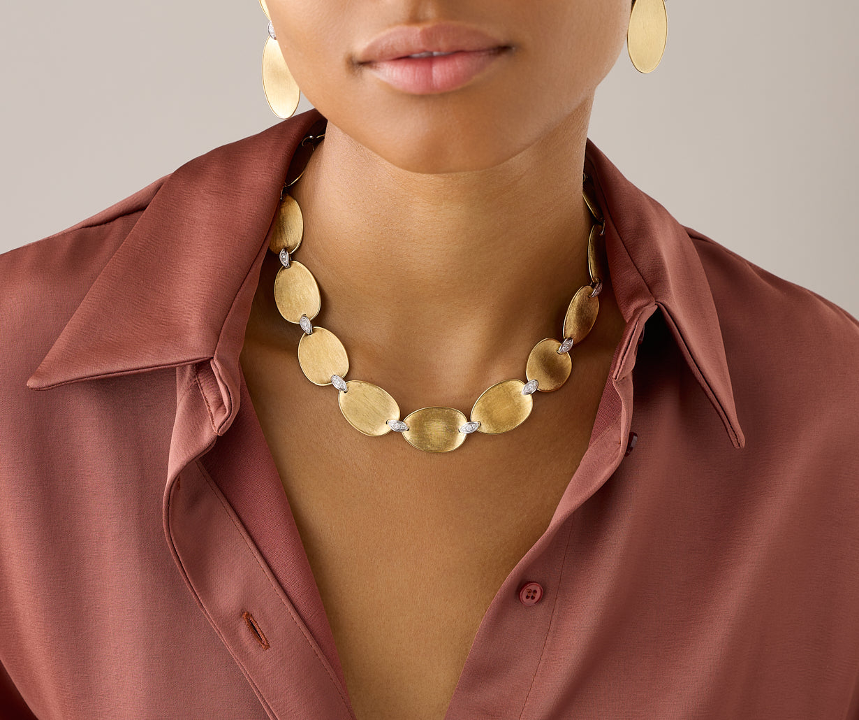 18kt yellow gold leaf necklace with diamond accents