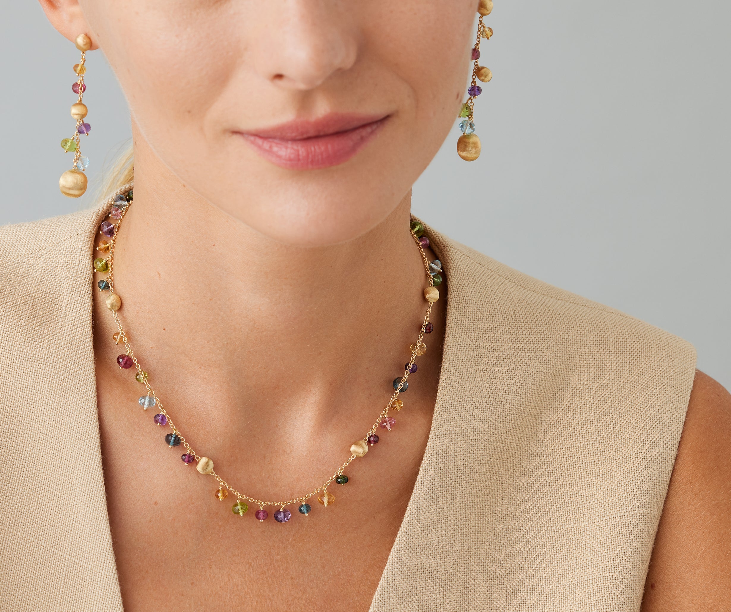 18kt yellow gold single-strand mixed gemstone necklace
