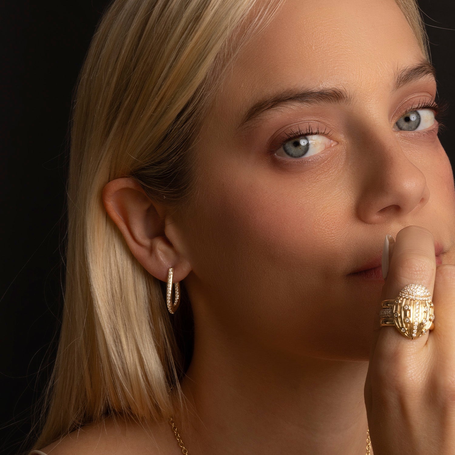 14k Diamond Heritage Buckle Hoop Earrings