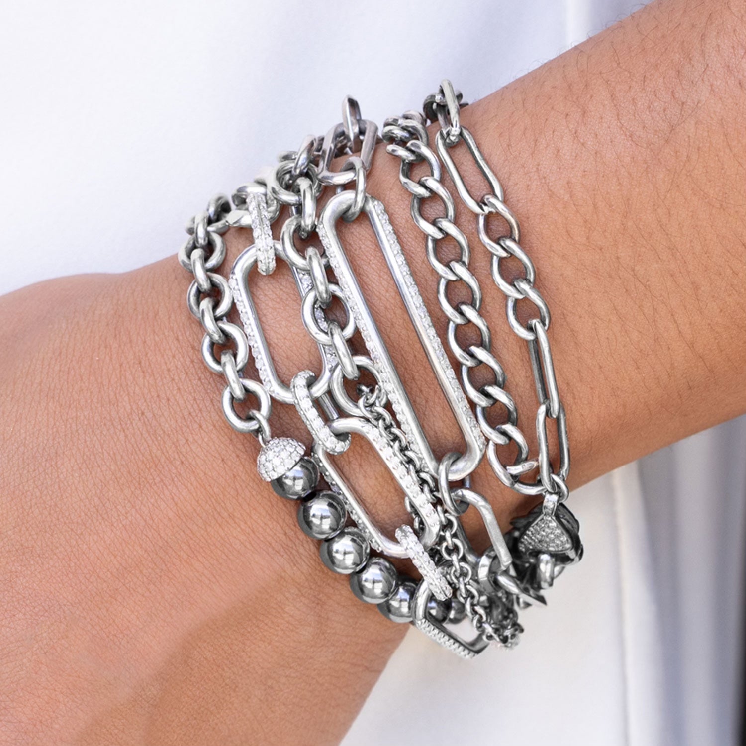 Open ID on Gwyneth Chain Bracelet B0003778