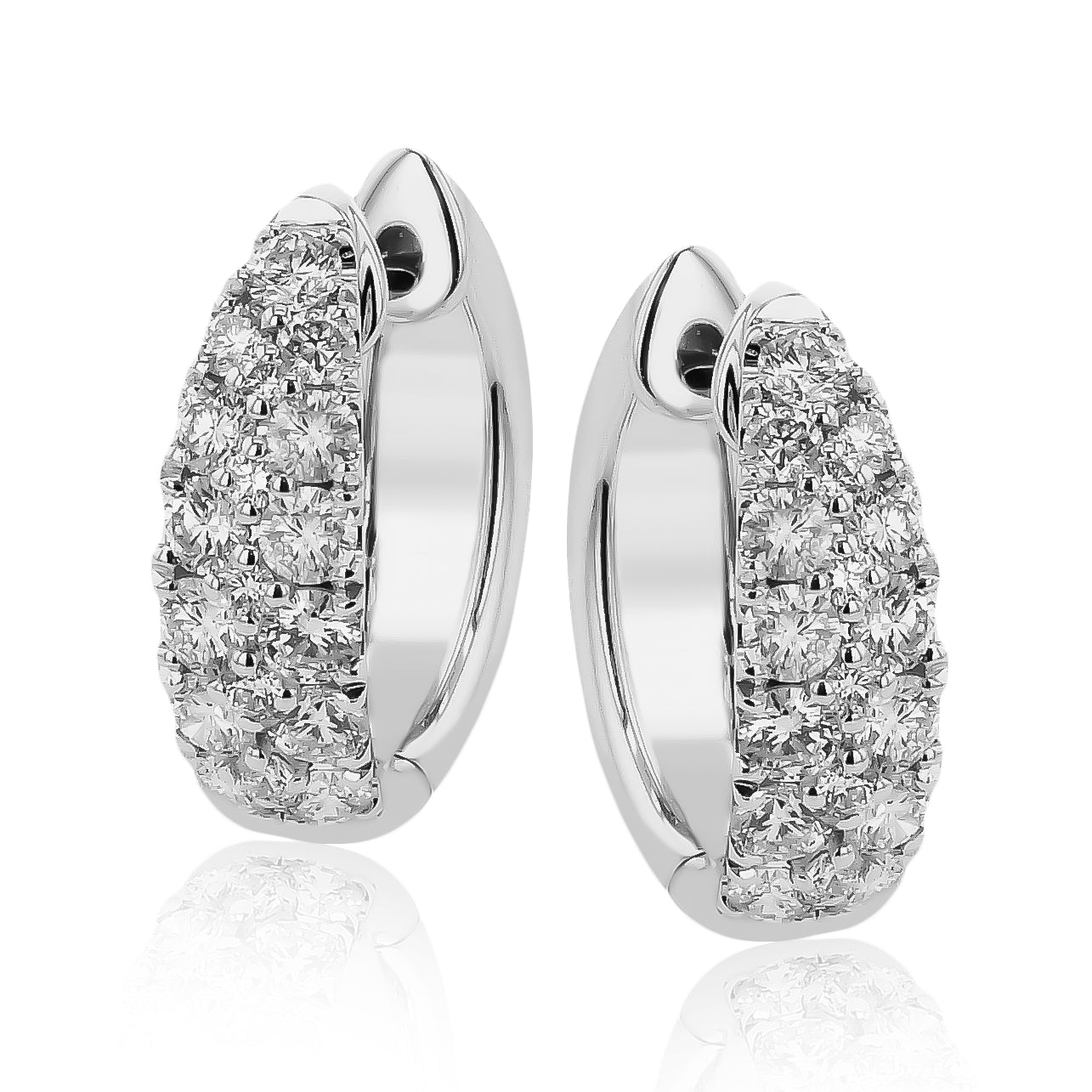hoop-earrings-in-18k-gold-with-diamonds LE4662