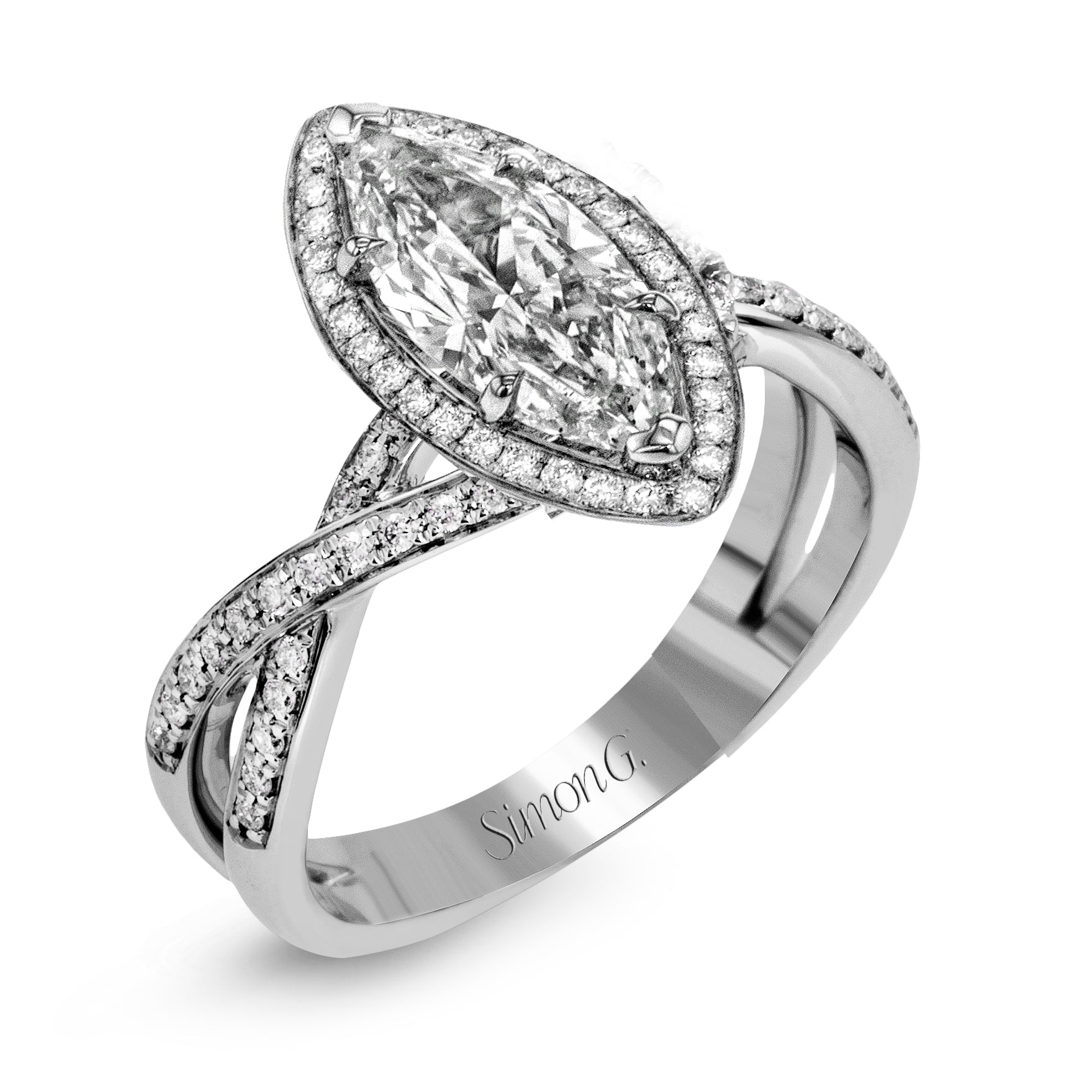 engagement-ring-in-18k-gold-with-diamonds
