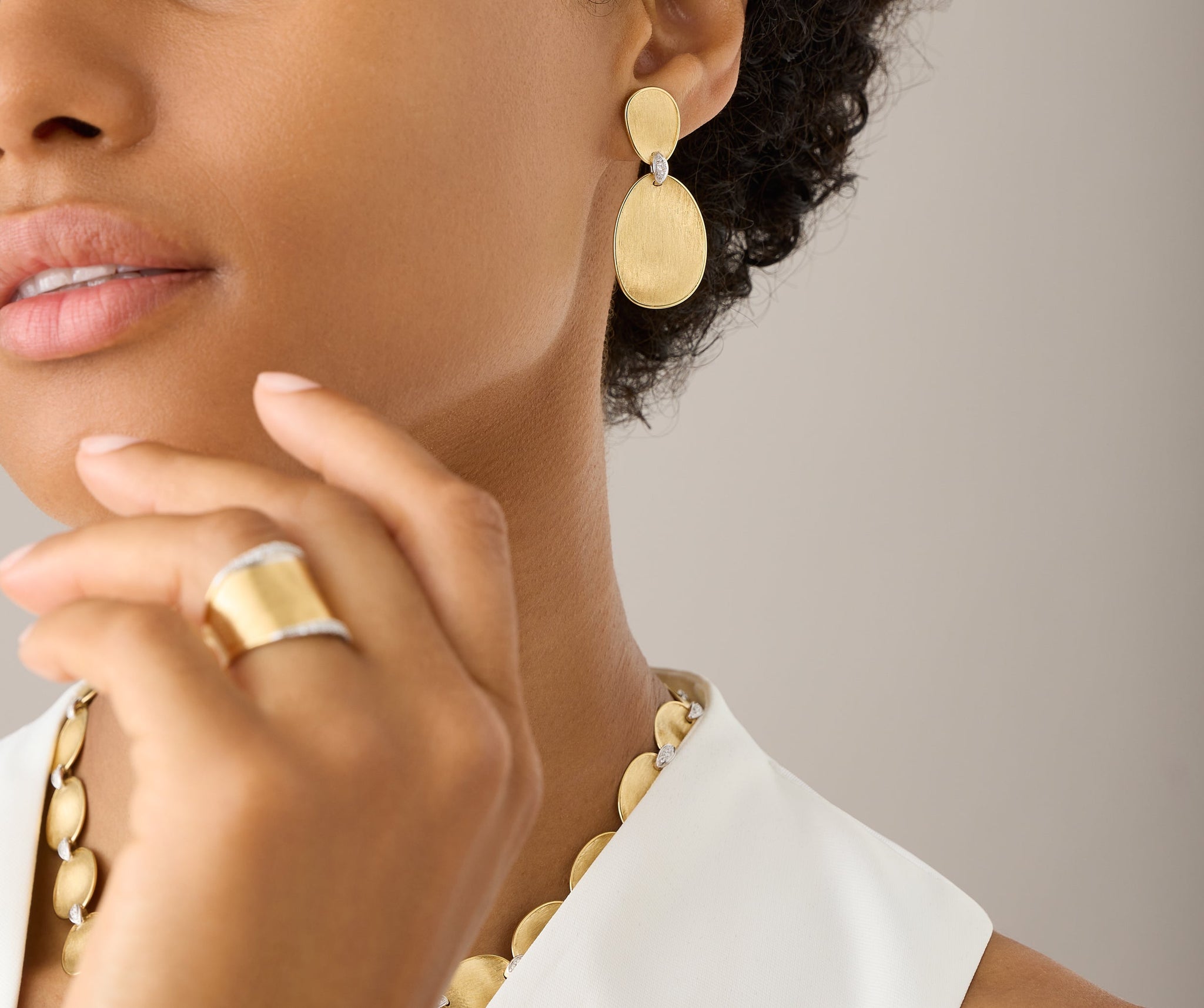 18kt yellow gold chandelier earrings with diamond accents