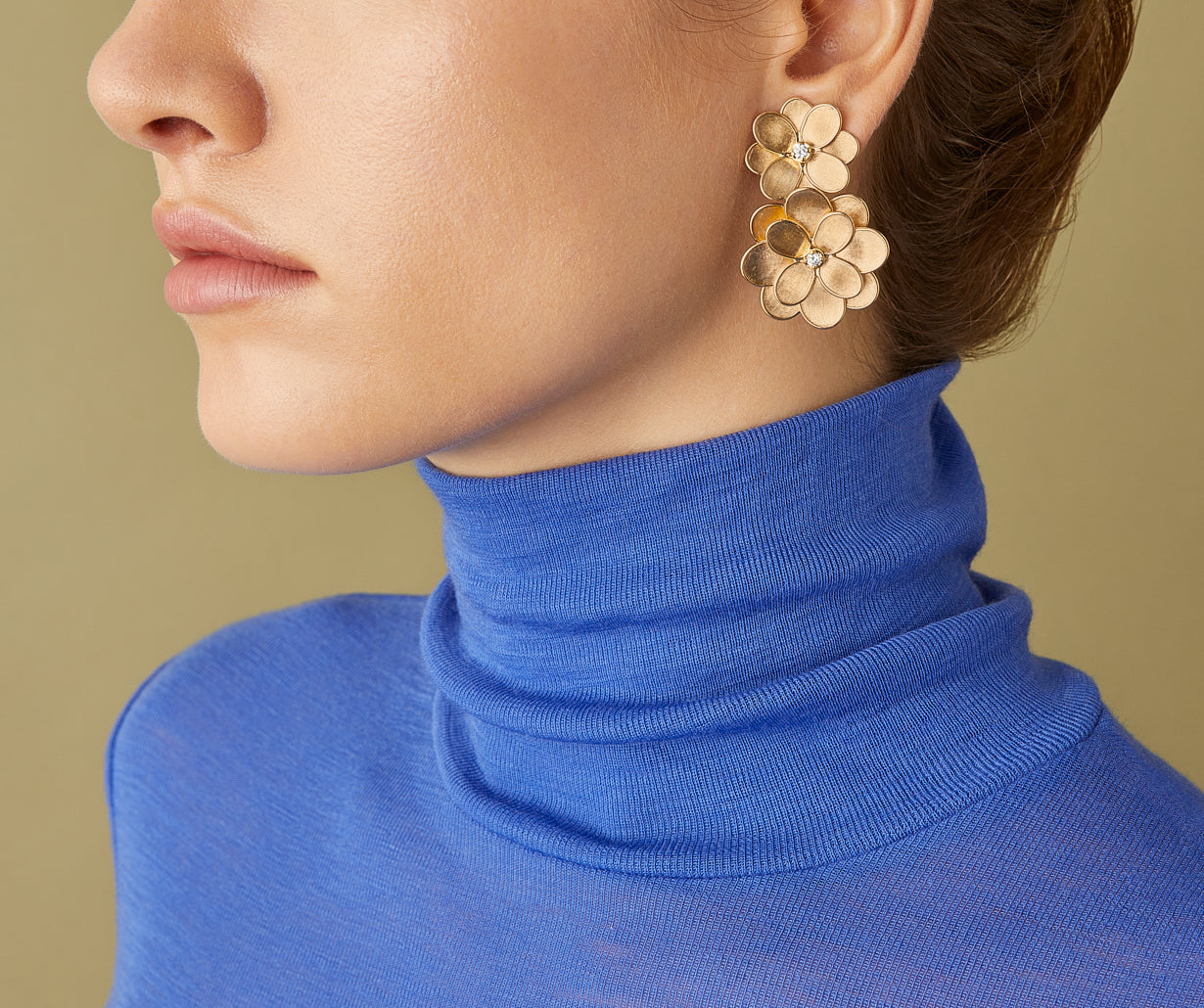 Flower chandelier earrings