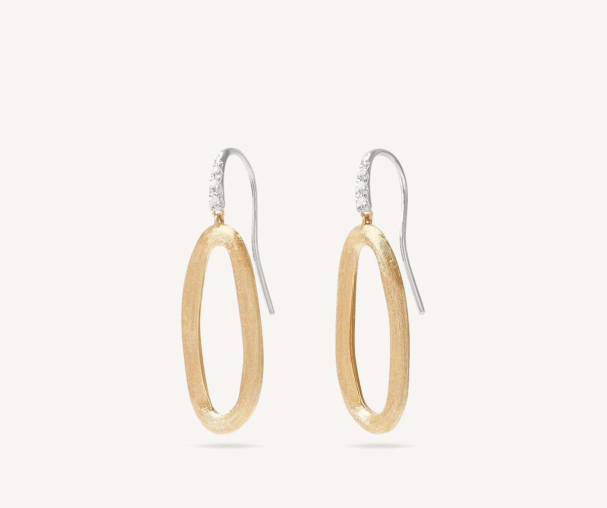 18kt yellow gold link earrings with diamond studded hook
