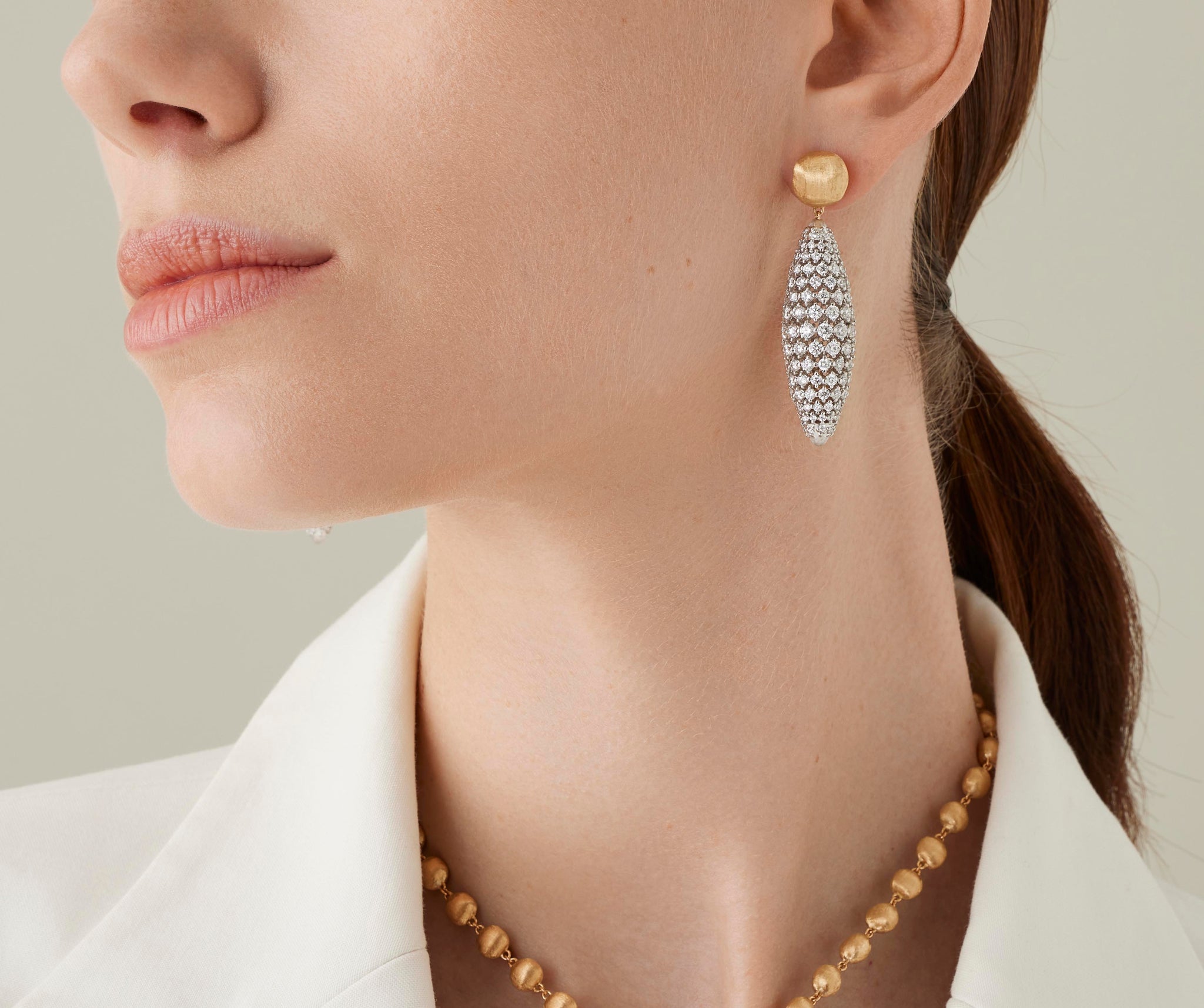 18K Yellow Gold Drop Earrings With Diamonds