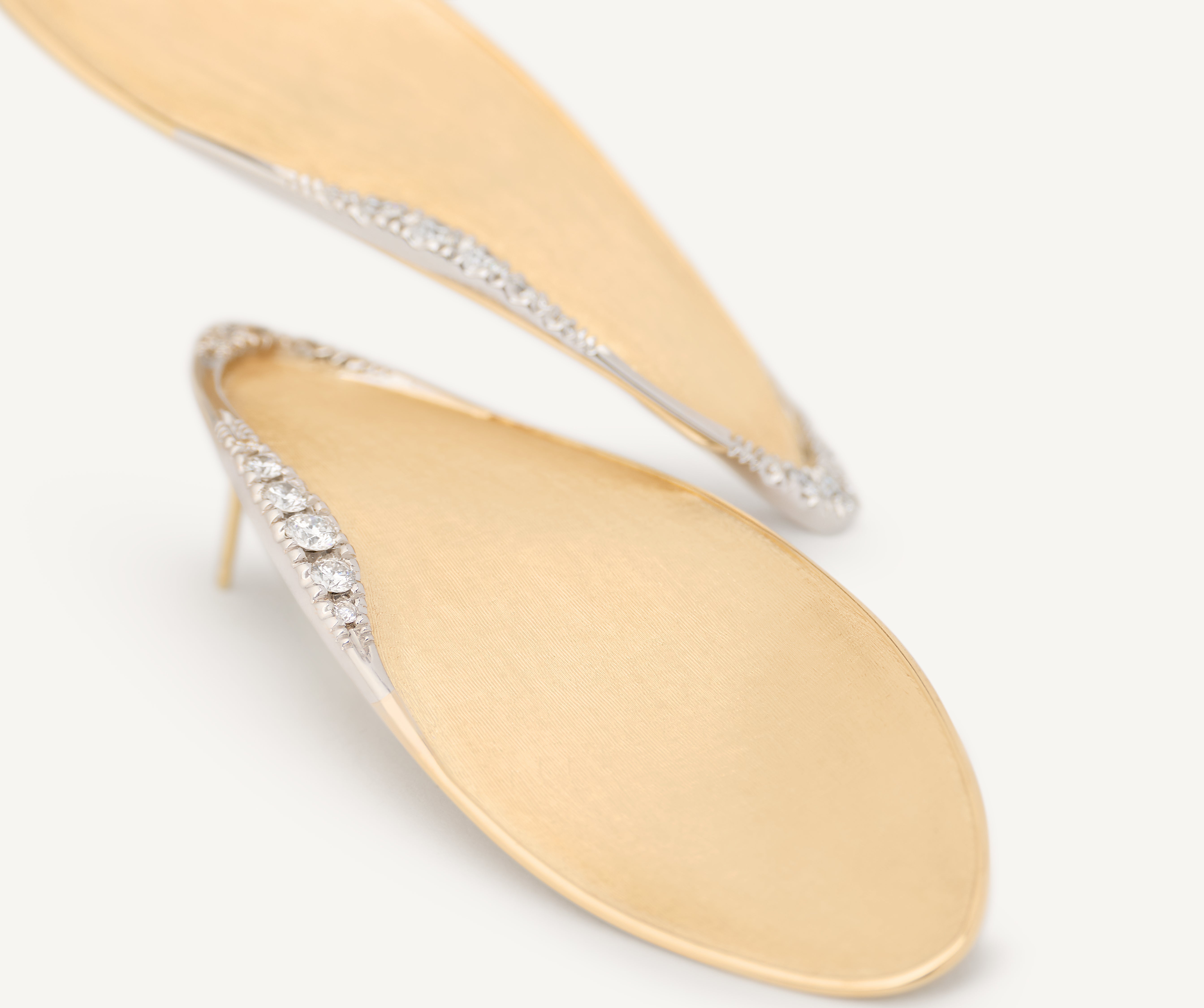 18kt yellow gold statement earrings with diamond pav��, large