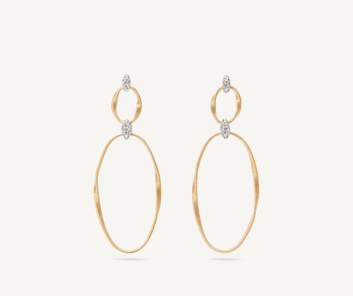 Gold earrings with diamonds