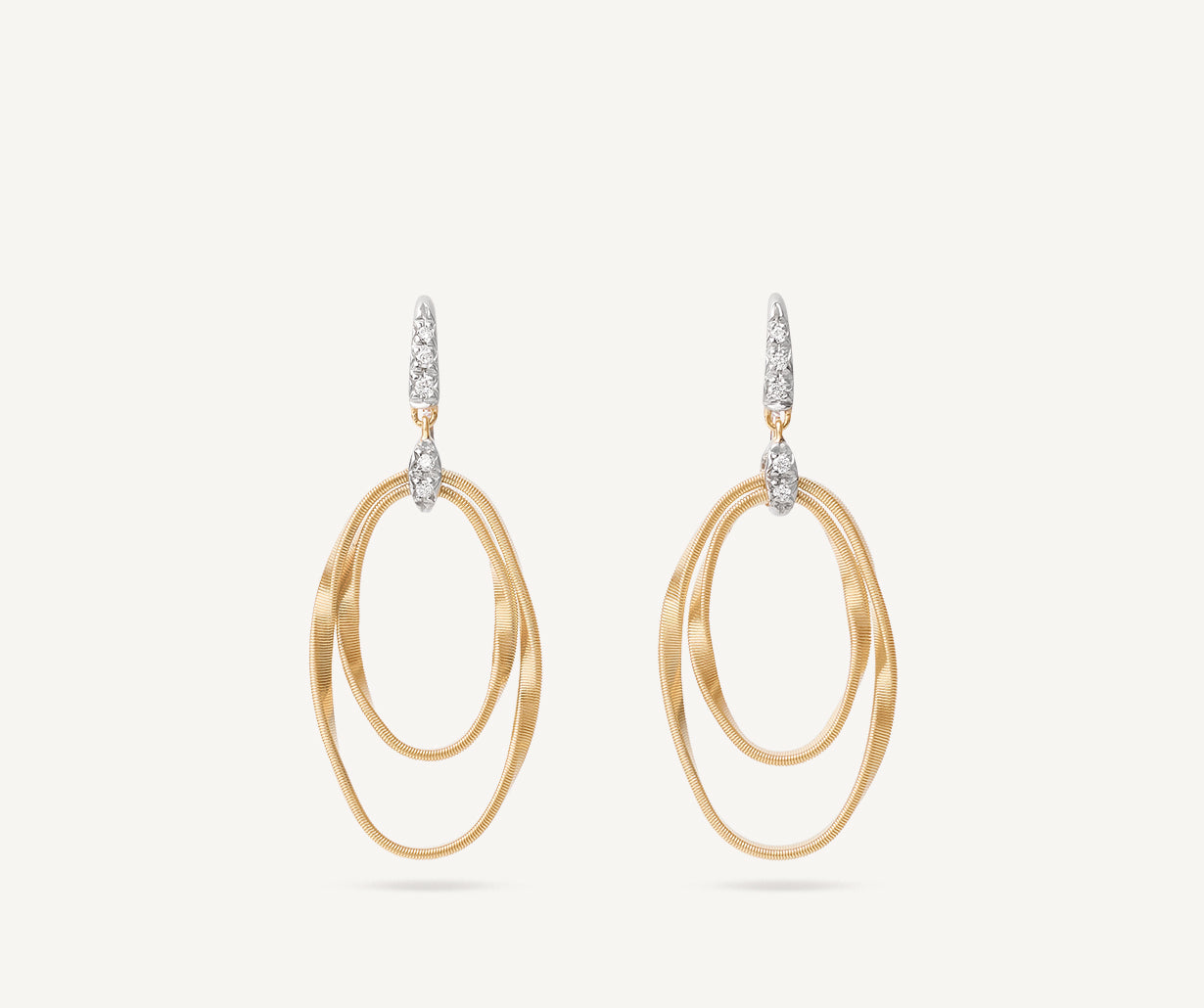 Diamond-studded earrings with ovals