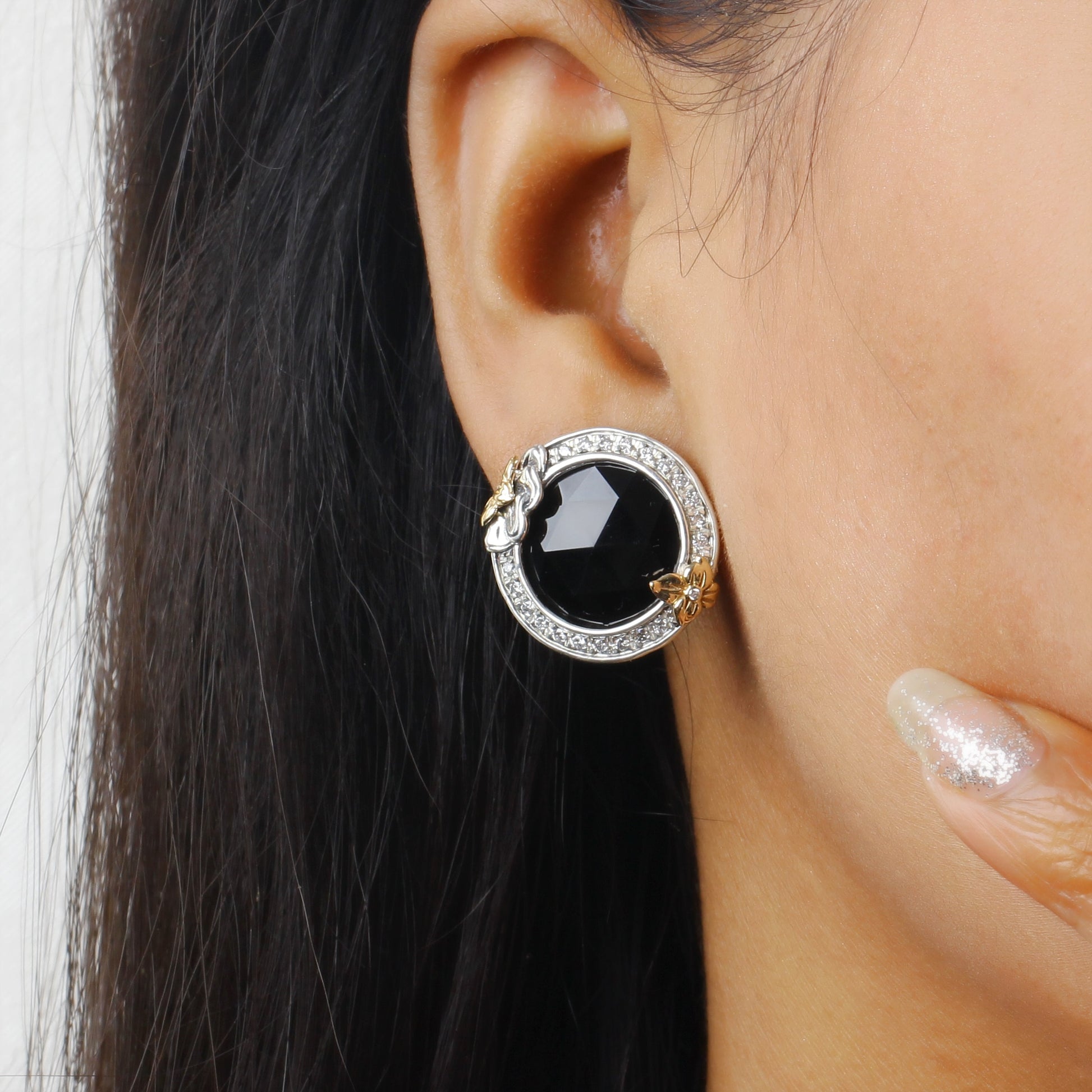 garden-of-stephen-faceted-black-onyx-earring-in-sterling-silver-with-18k-gold-flowers-and-diamond