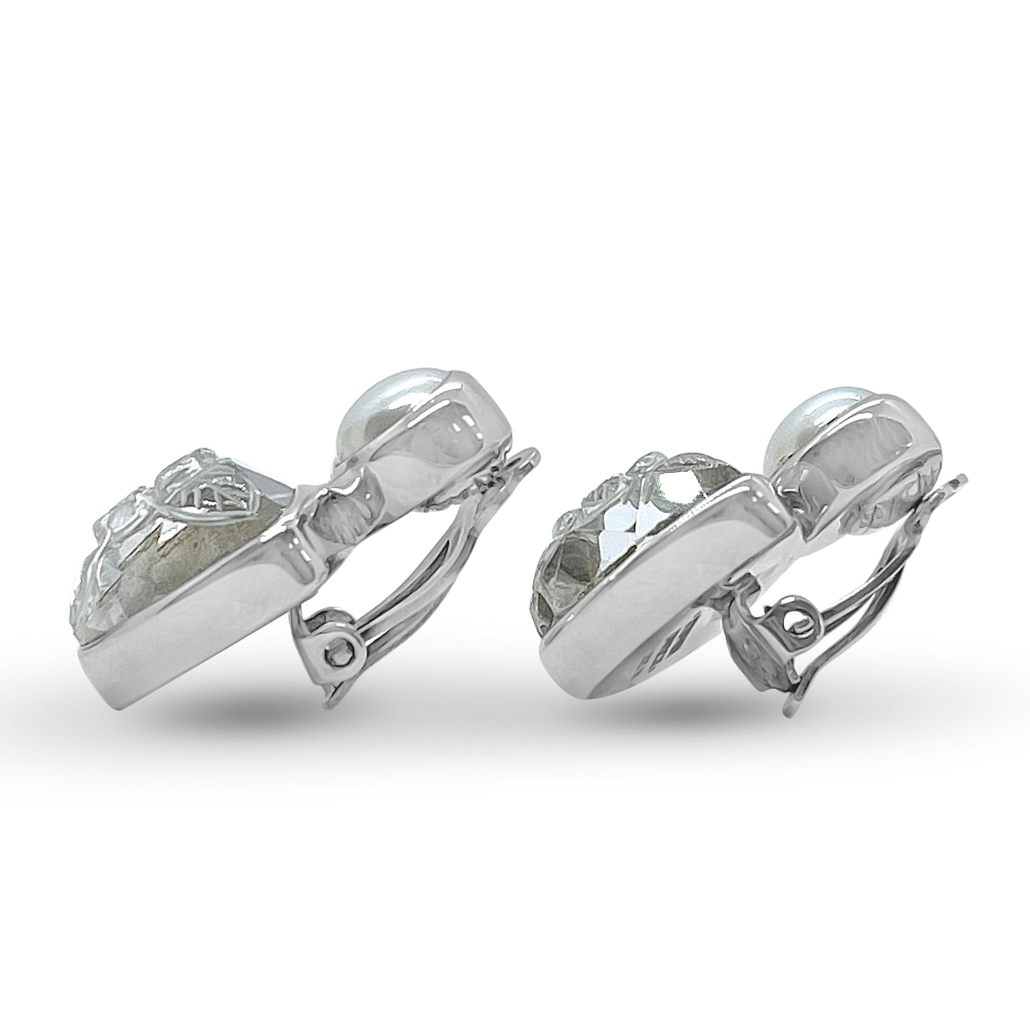 carventurous-white-pearl-hand-carved-natural-quartz-and-mother-of-pearl-clip-earrings-in-sterling-silver