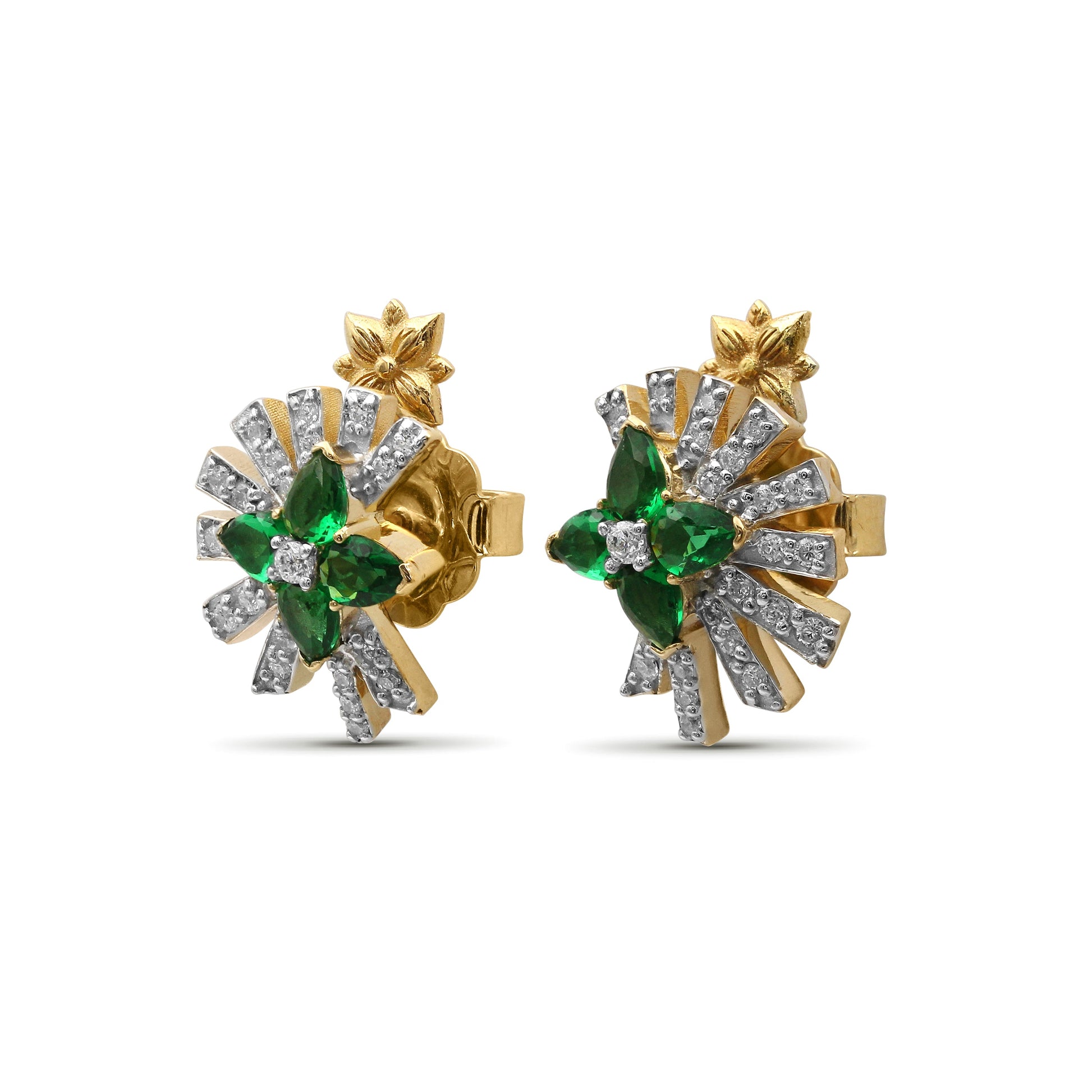 sunray-emerald-1-05ct-and-diamond-0-55ct-earring-in-18k-gold