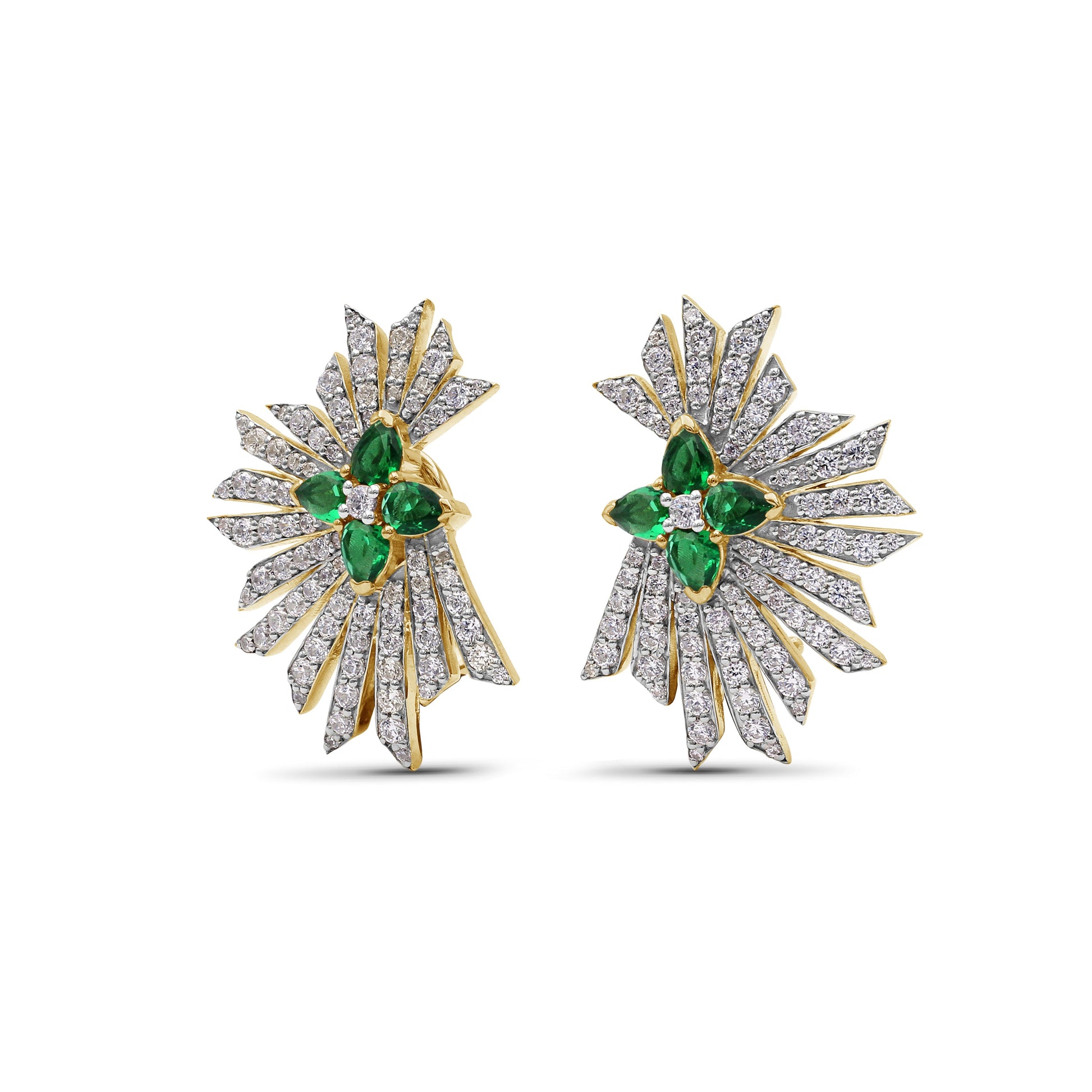 sunray-emerald-1-05ct-and-diamond-1-85ct-earring-in-18k-gold
