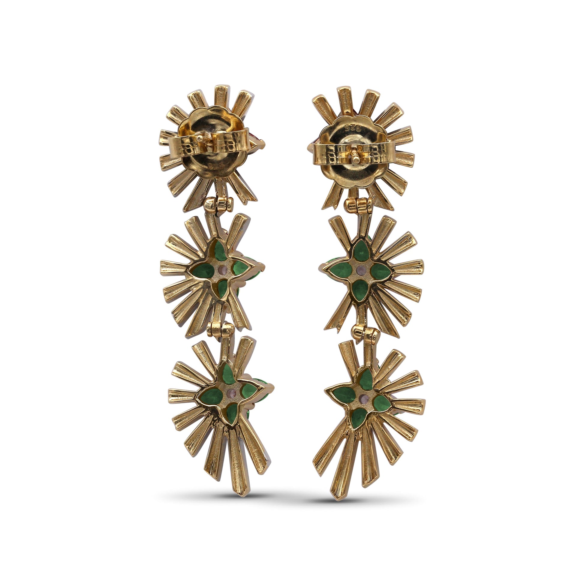 sunray-emerald-3-15ct-and-diamond-1-20ct-earring-in-18k-gold