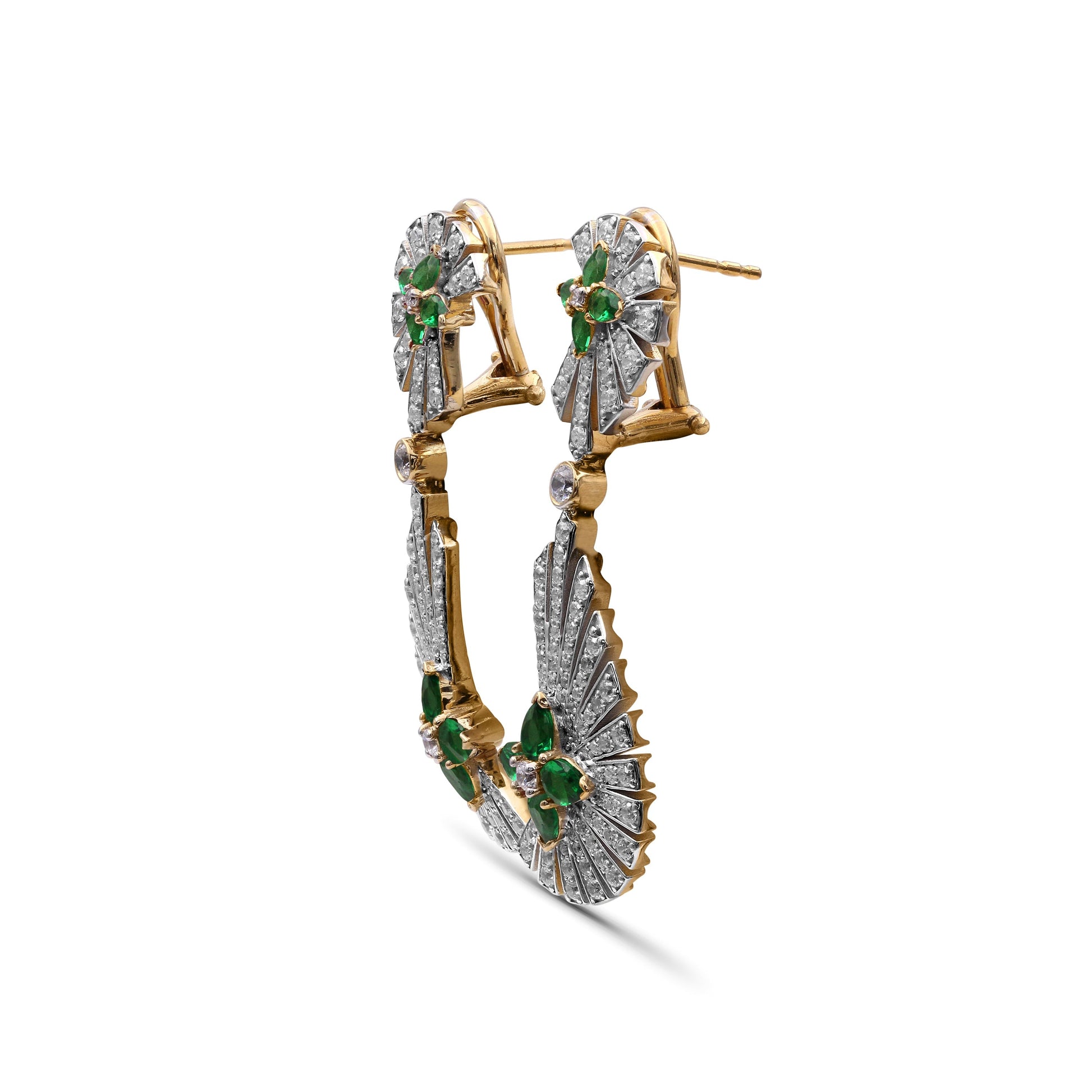 sunray-emerald-1-60ct-and-diamond-2-05ct-earring-in-18k-gold