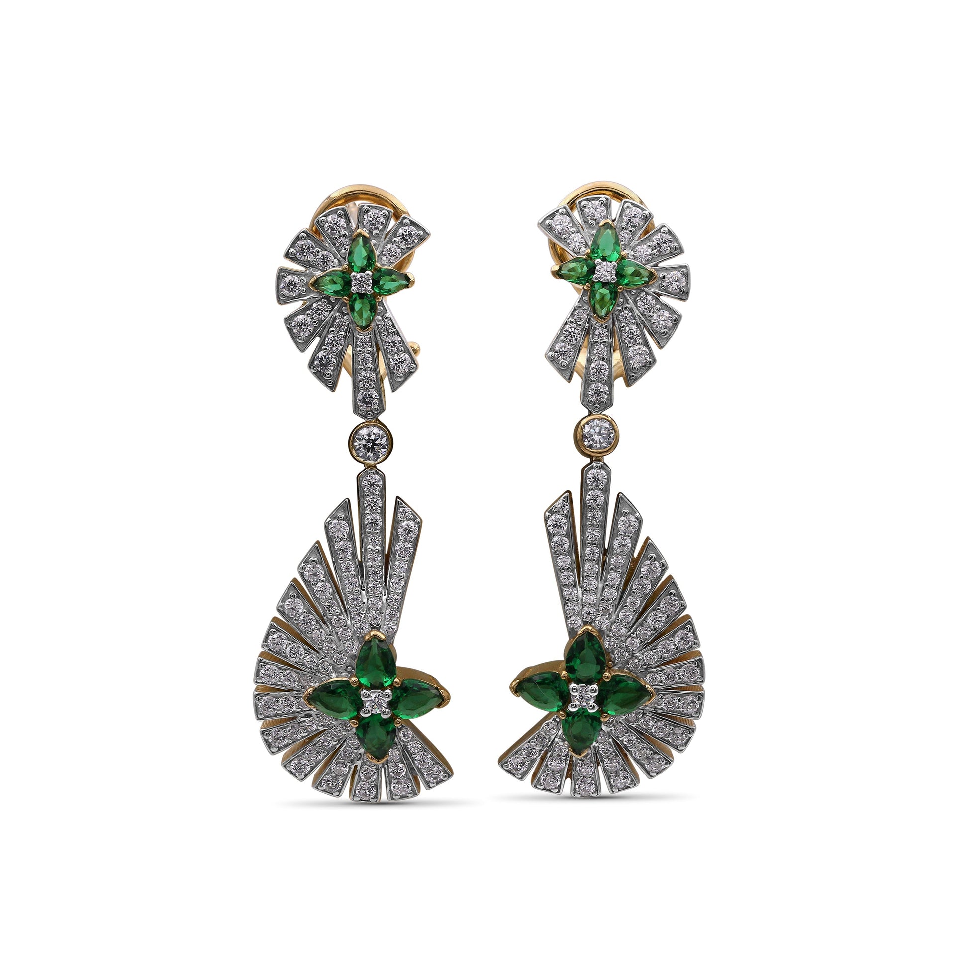 sunray-emerald-1-60ct-and-diamond-2-05ct-earring-in-18k-gold