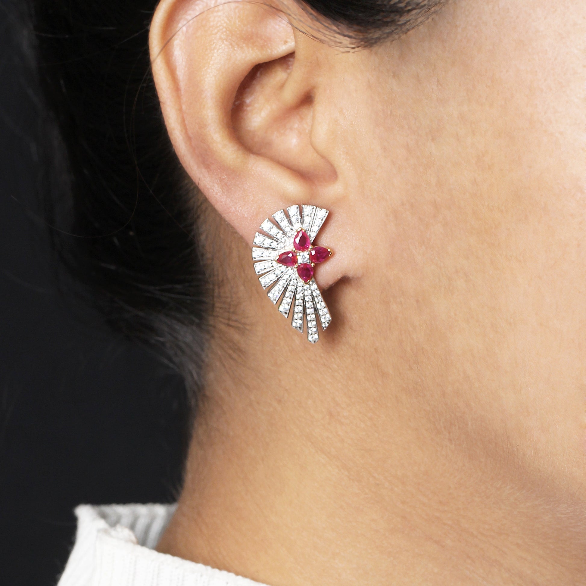 sunray-ruby-1-55ct-and-diamond-1-25ct-earring-in-18k-gold