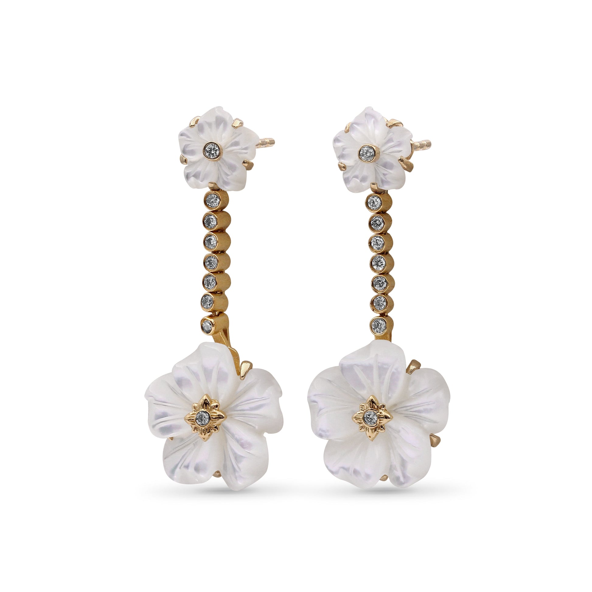 colorbloom-8mm-14mm-white-mother-of-pearl-flower-and-white-diamond-0-20ct-earring-in-18k-gold