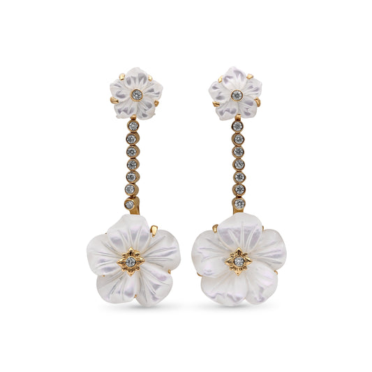 colorbloom-8mm-14mm-white-mother-of-pearl-flower-and-white-diamond-0-20ct-earring-in-18k-gold