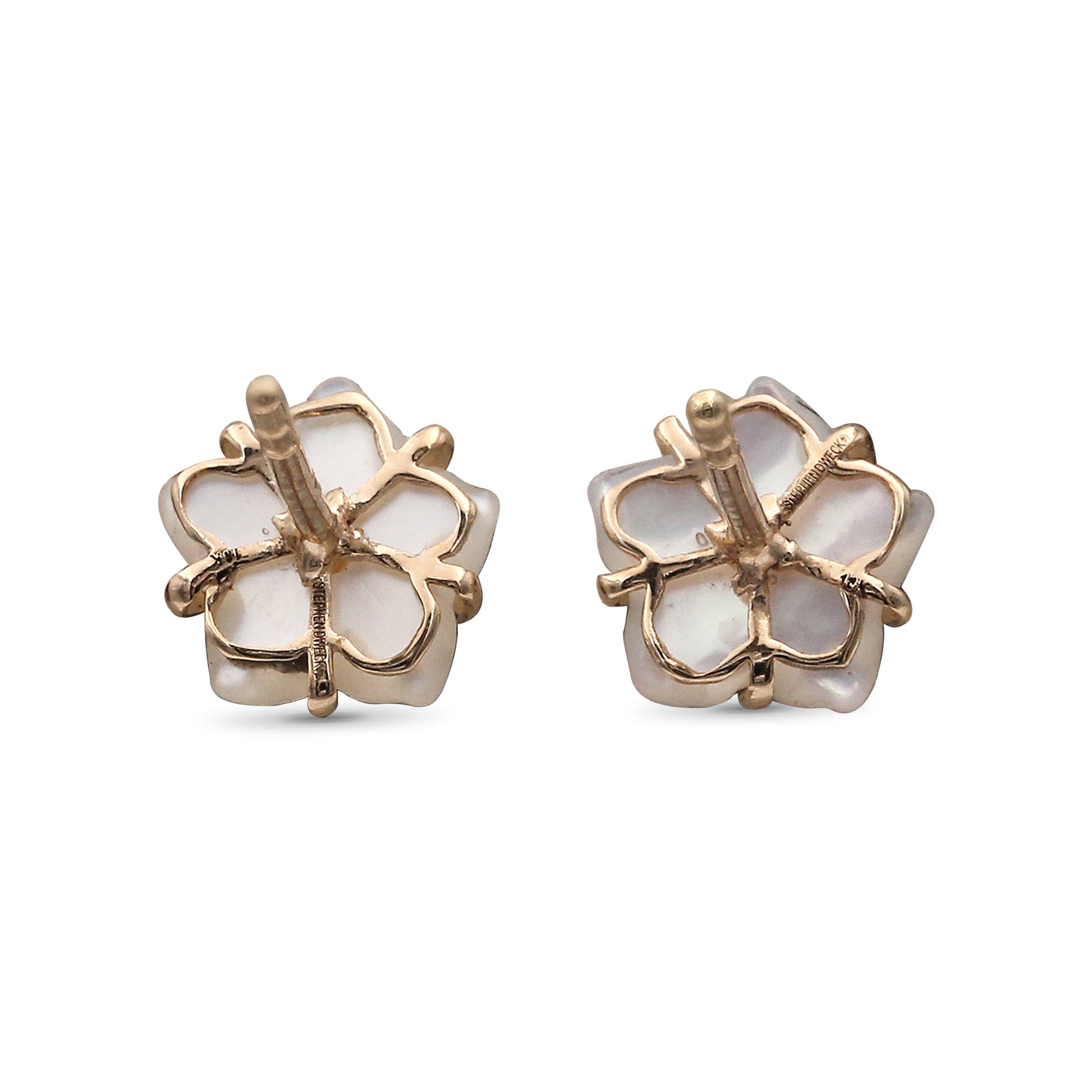 luxury-colorbloom-8-00mm-white-mother-of-pearl-flower-and-white-diamond-earring-in-18k-gold