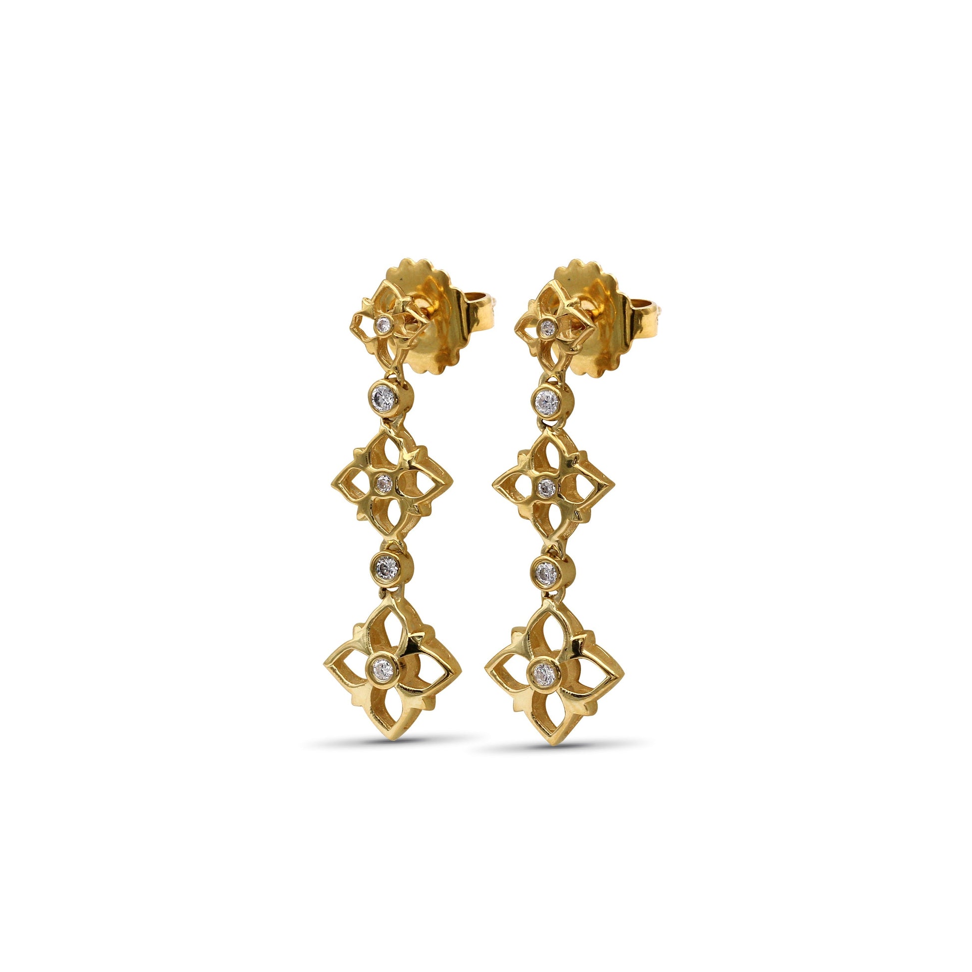 signature-white-diamond-0-20ct-7mm-9mm-11mm-earring-in-18k-gold
