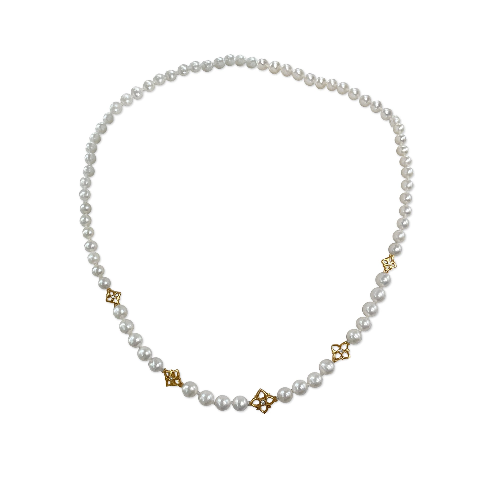 pearlicious-4-6mm-white-pearl-and-white-diamond-0-10ct-necklace-in-18k-gold