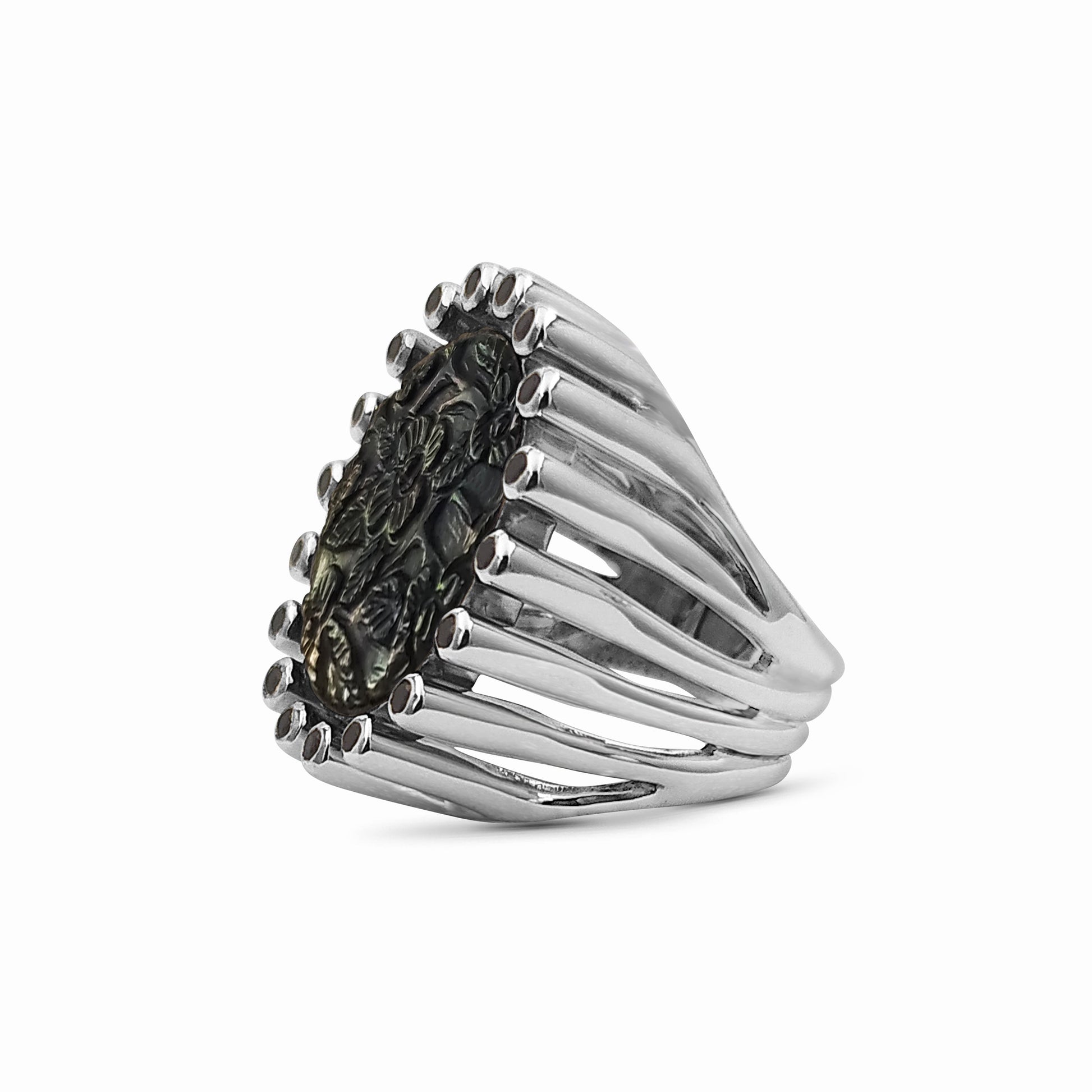 carventurous-hand-carved-tahitian-mother-of-pearl-and-black-spinel-ring-in-sterling-silver-tube-setting