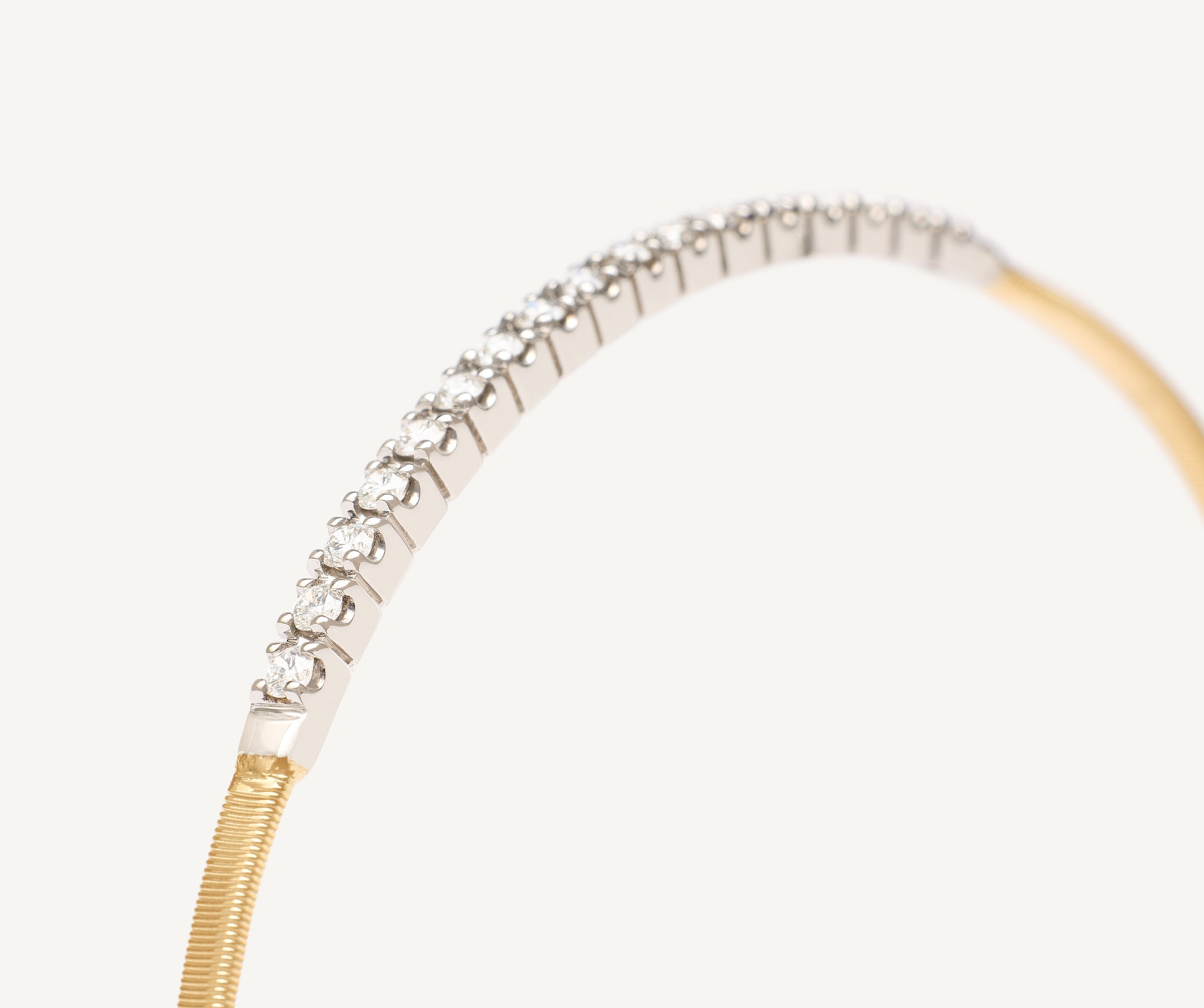 18K Yellow Gold Small Stackable Bracelet With Diamond Bar
