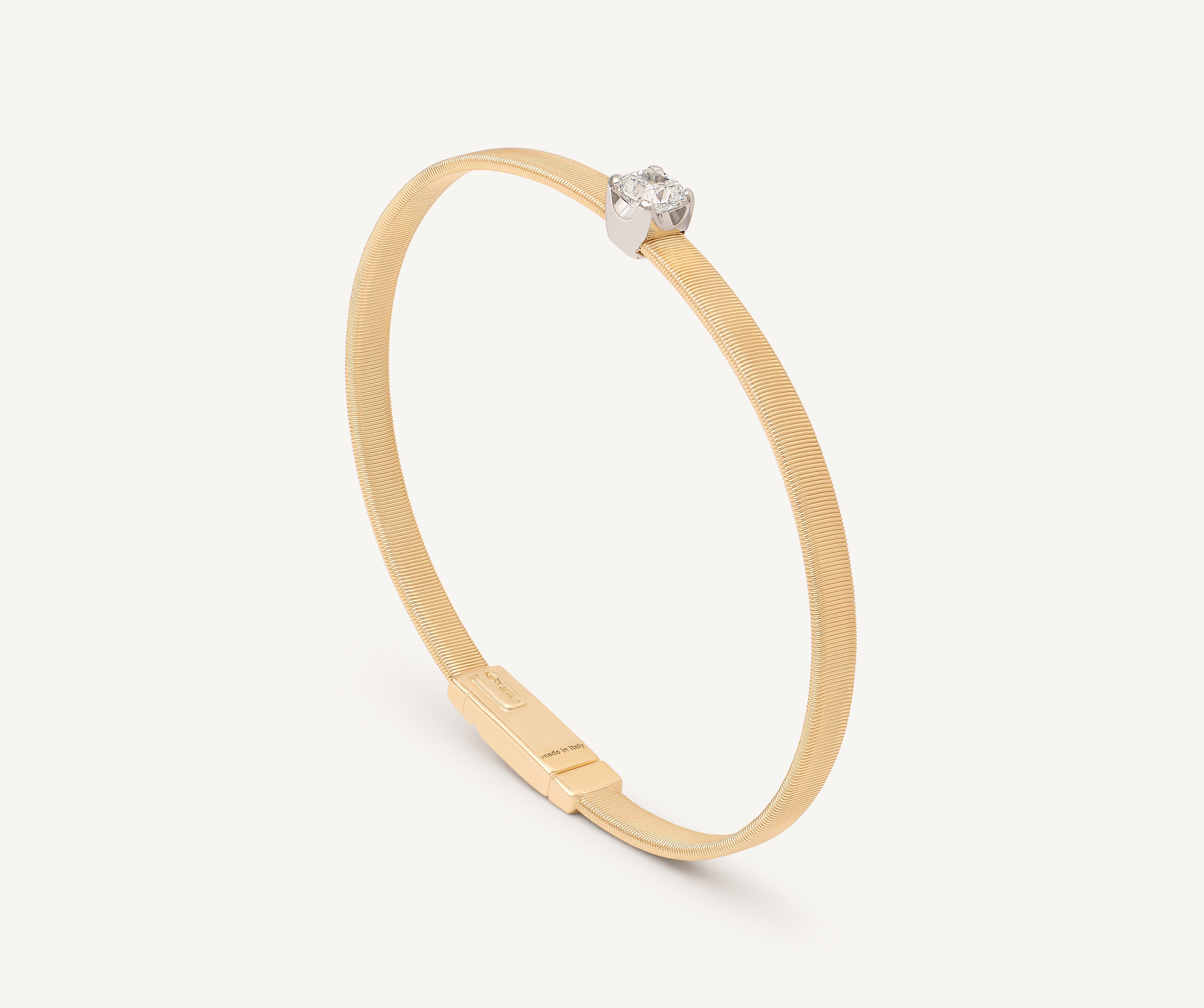 18K Yellow Gold Coil Bangle Bracelet With Cushion-Cut Diamond