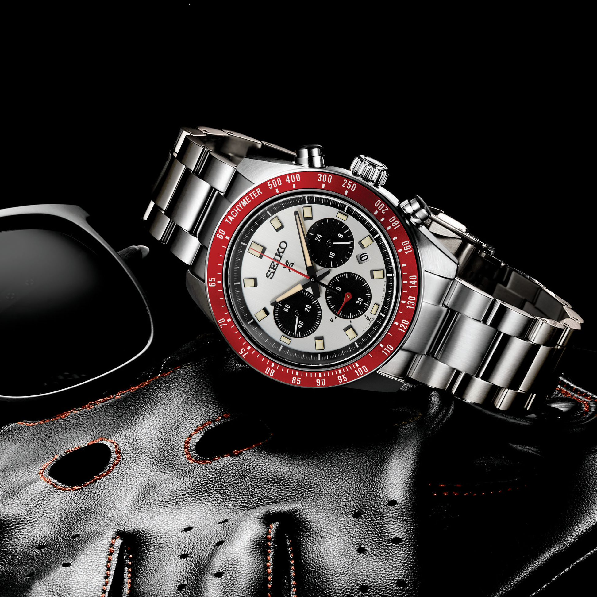 Seiko Speedtimer Solar Chronograph Watch SSC945