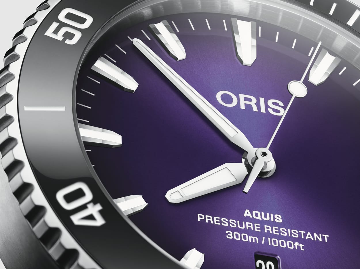 Oris Aquis Date Taste of Summer Automatic Watch 01 733 7789 4158-07 8 23 04PEB