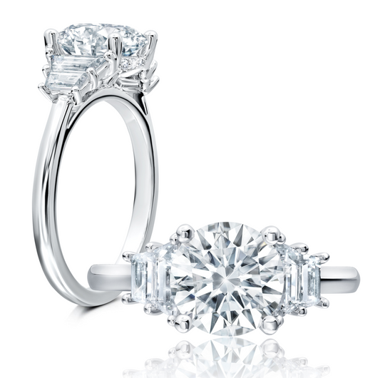 Peter Storm Peter adds a modern flair to this trapezoid three stone ring WSM546_4DiaW  WSM546_4DiaW