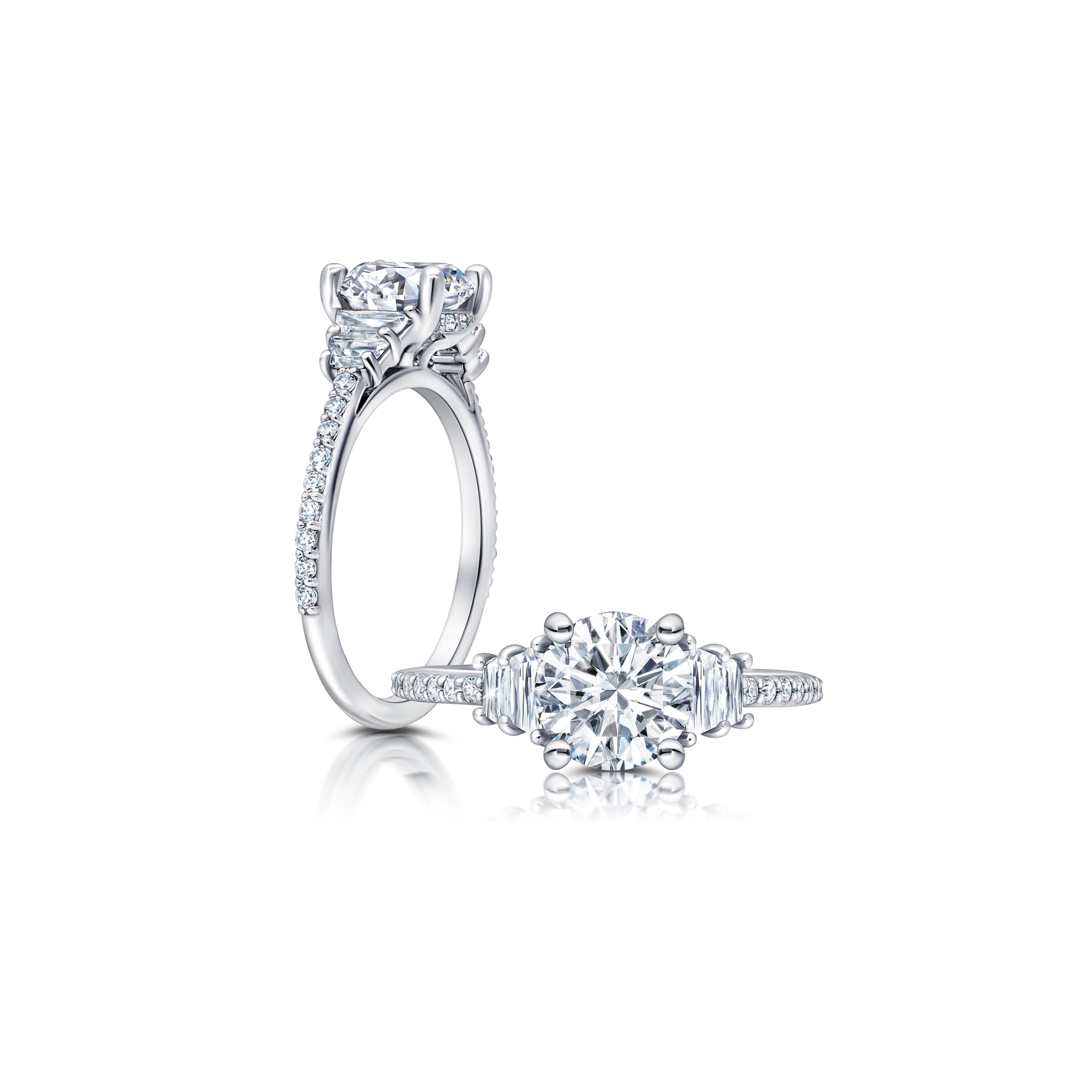 Peter adds a modern flair to this trapezoid three stone ring WSM611_4DiaY