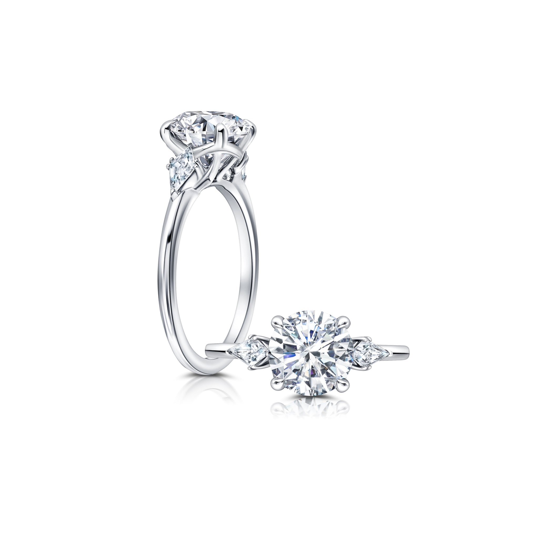 A classic twist on a three stone ring, this ring features two kite diamonds sitting on either side of your chosen center WSM613_4DiaY