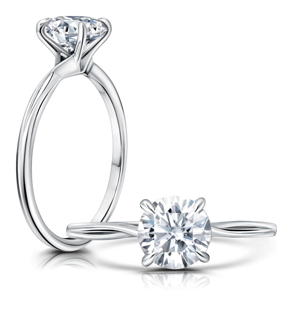 Peter Storm A classic split shank combined with a hidden halo, This ring is simple and dramatic WSN663_4W  WSN663_4W