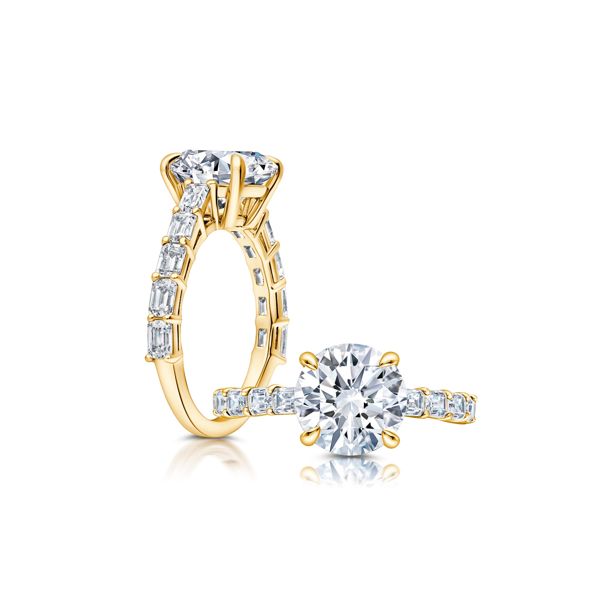 Climbing diamonds lead up to a showstopper center WSM687_4DiaW
